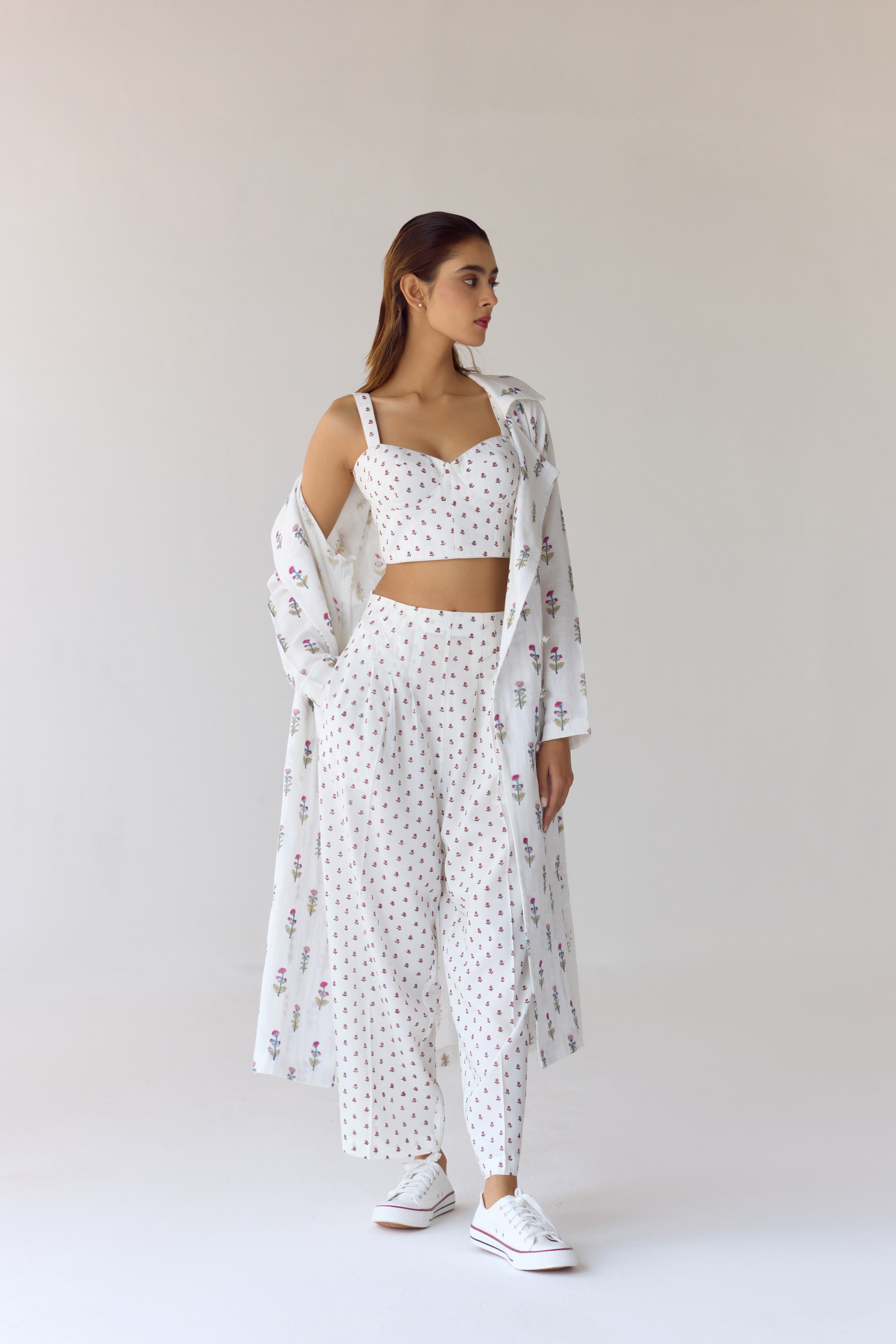 White Jacket Set - CNC206