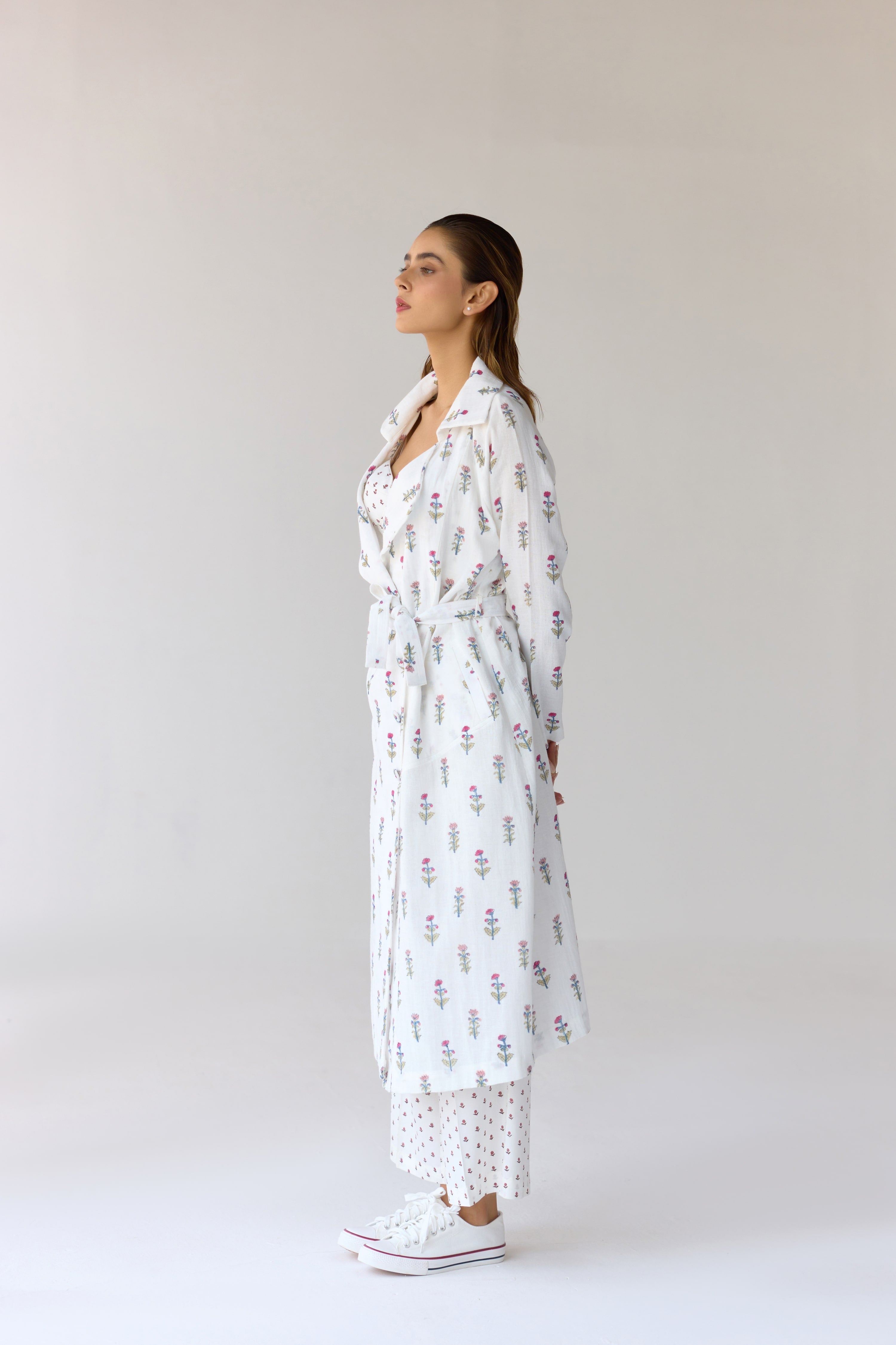 White Jacket Set - CNC206