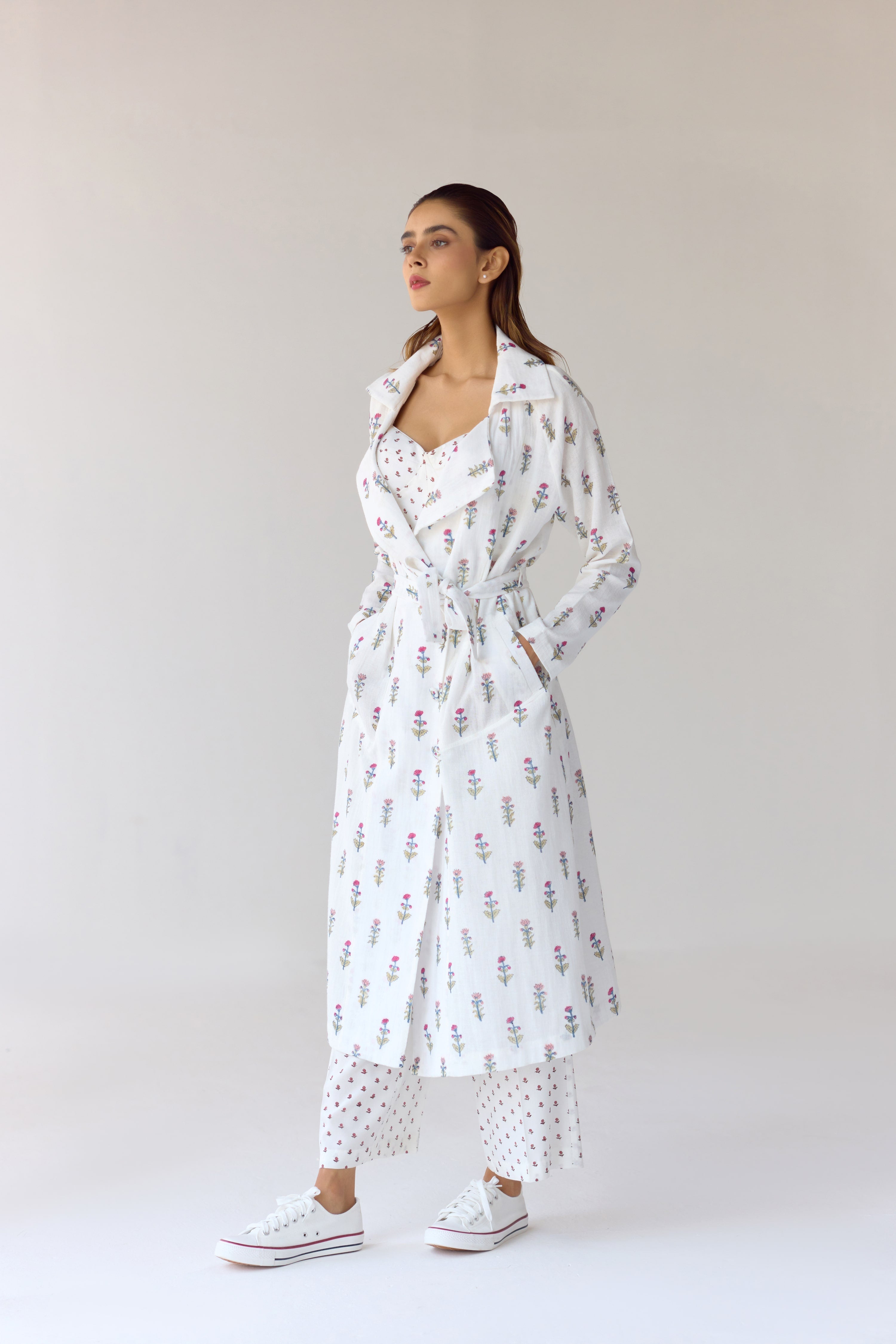 White Jacket Set - CNC206