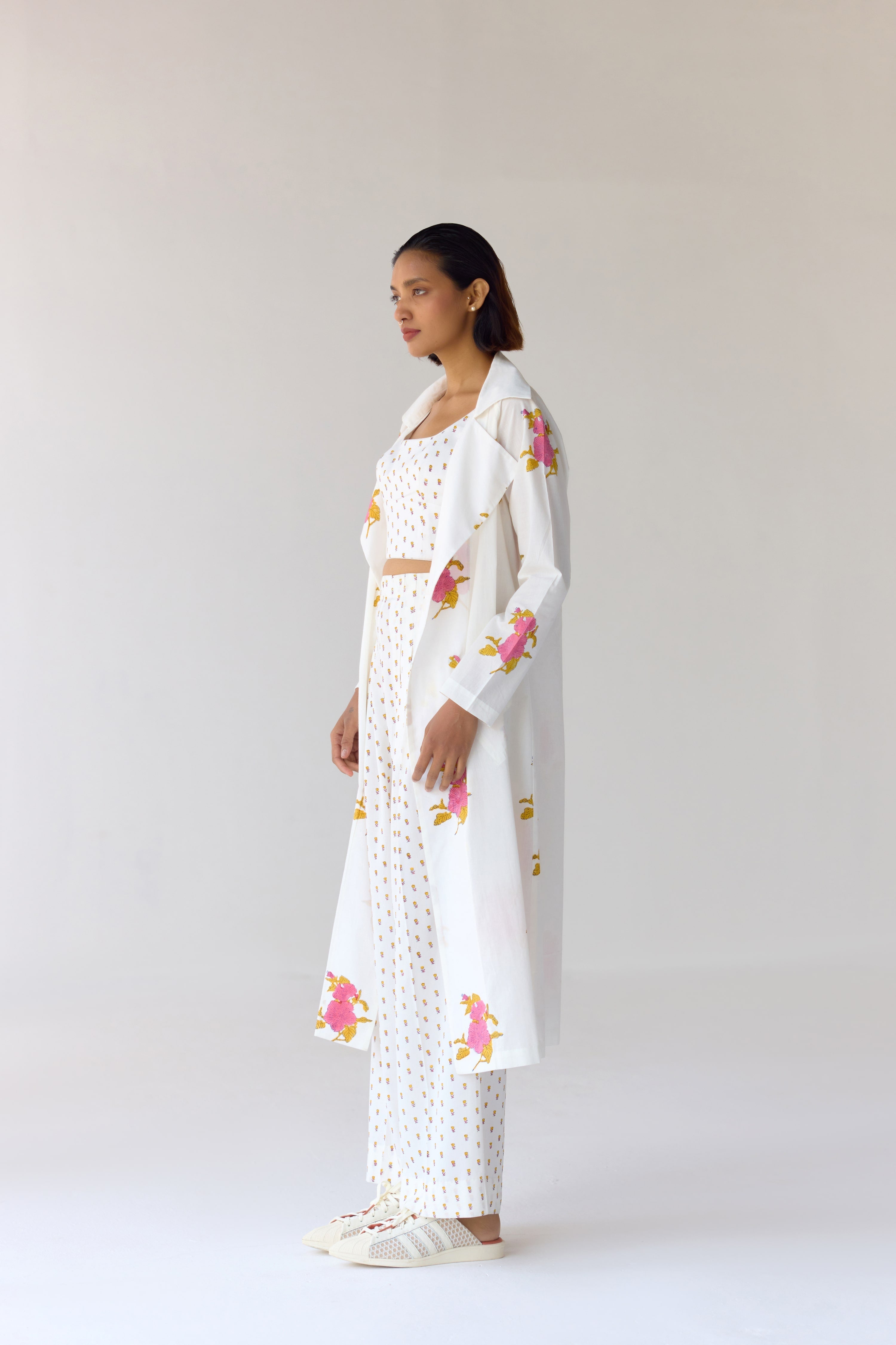 White Jacket Set - CNC207