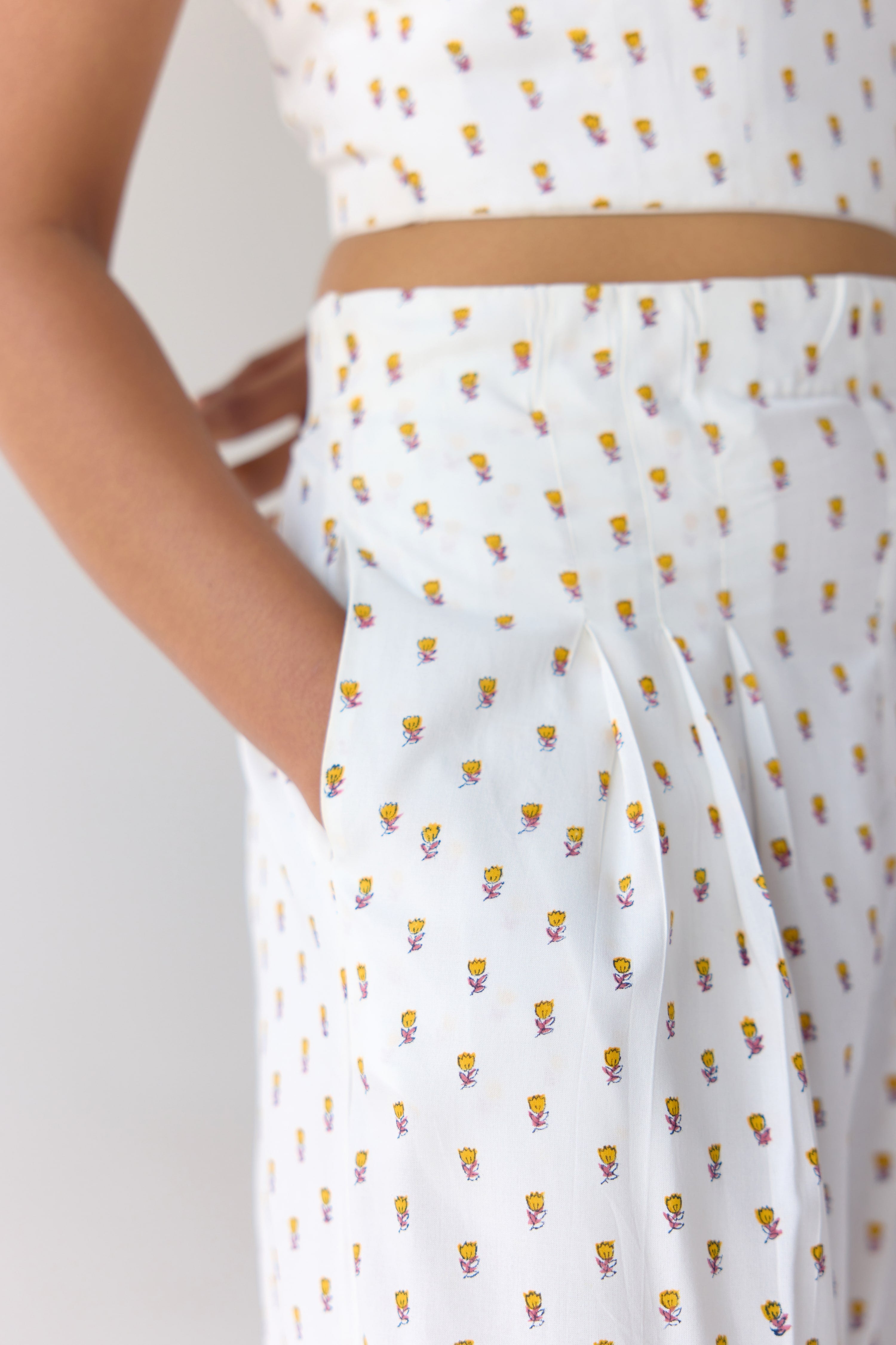 White Jacket Set - CNC207