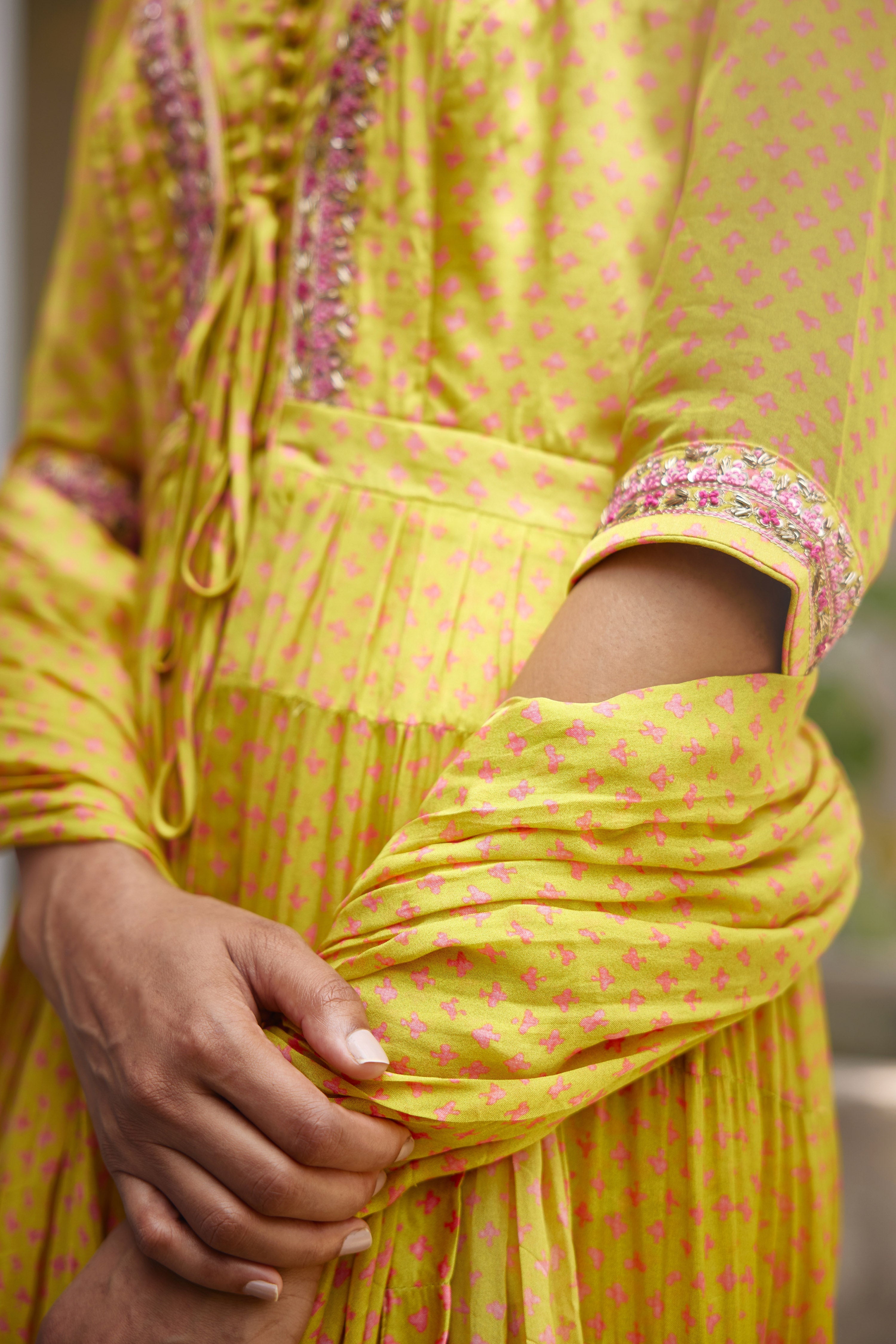 Light Yellow-Green Angrakha Set