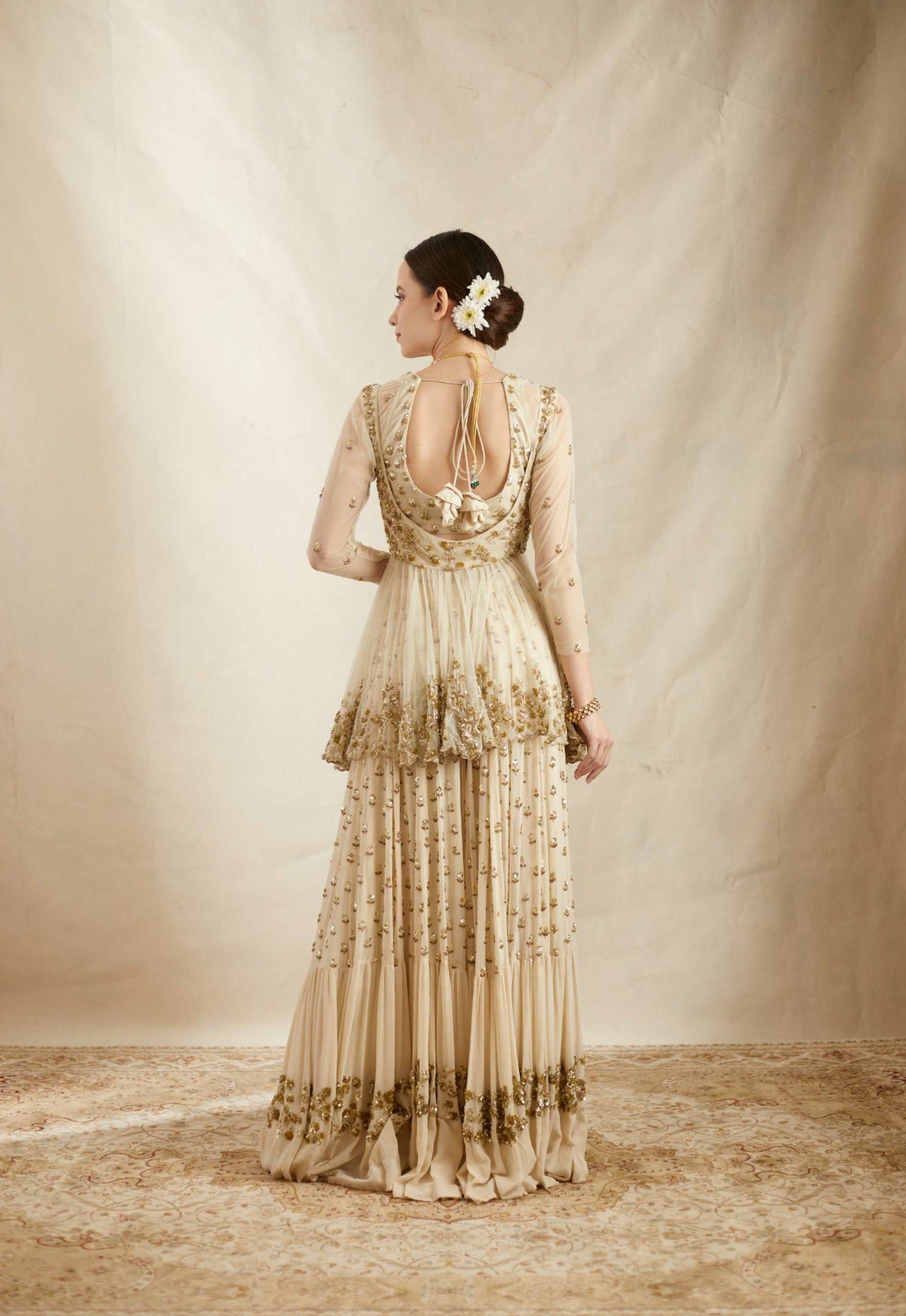 Off White Boot Peplum With Sharara