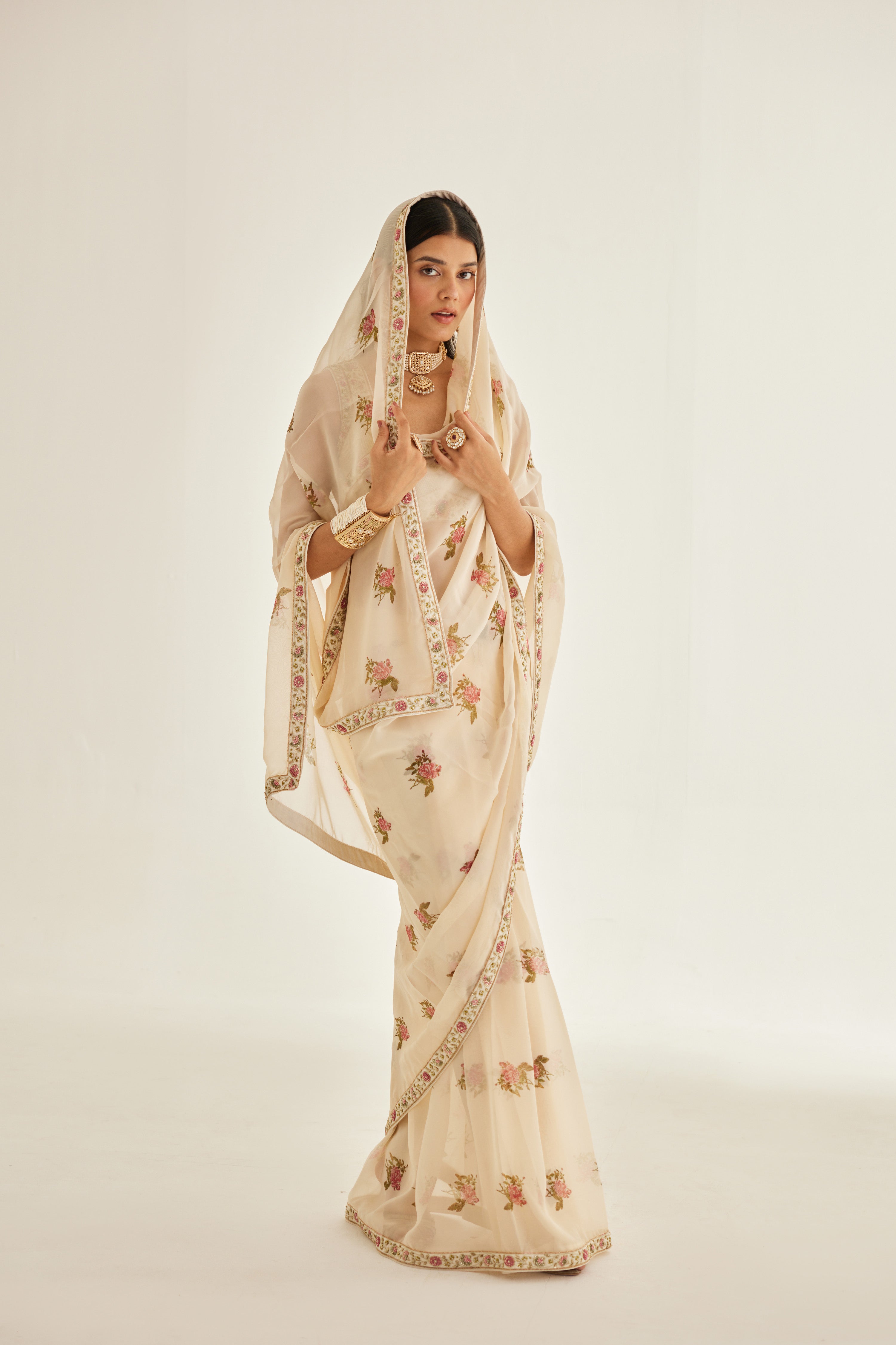 Papyrus White Saree Set