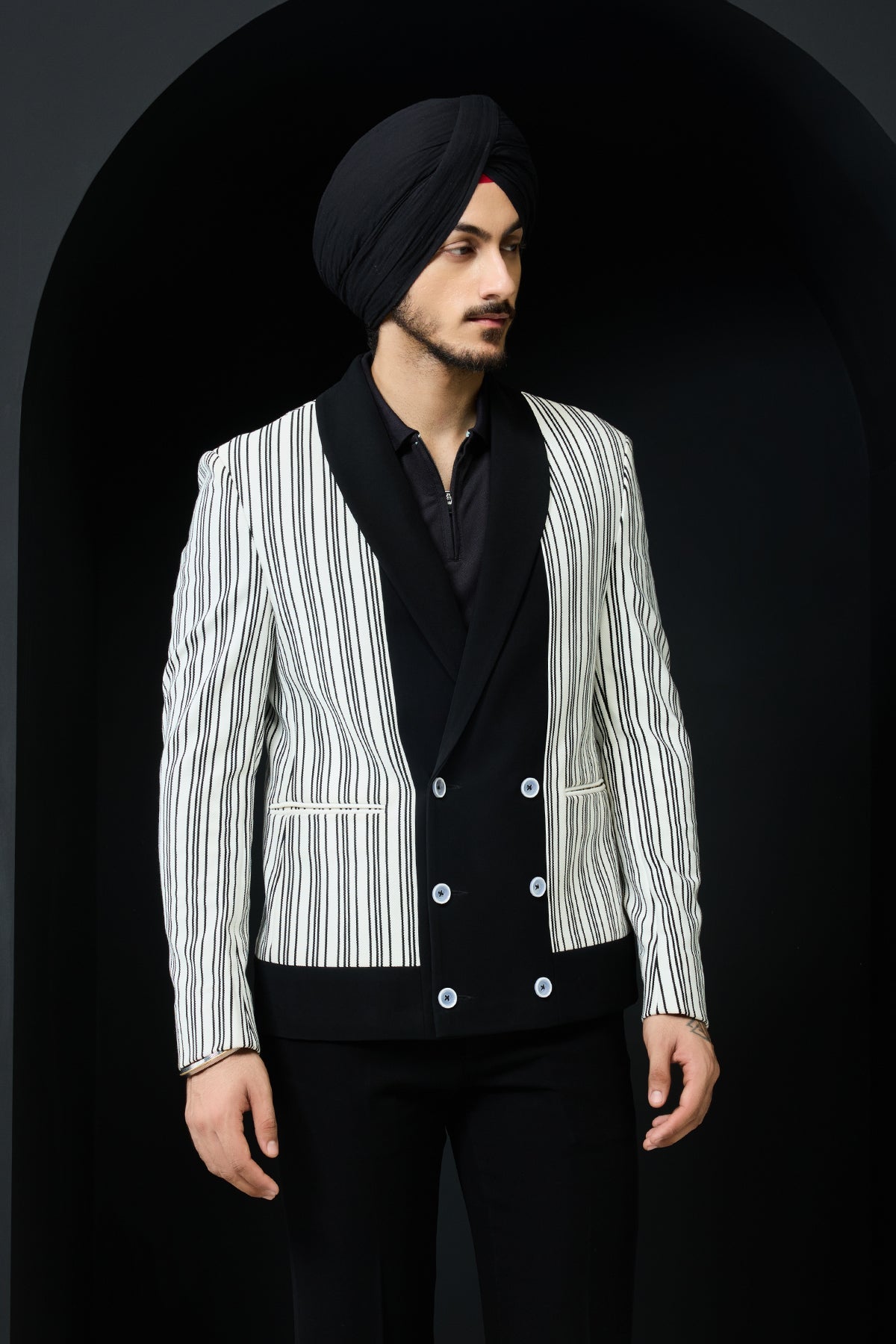 White and black strip jacket detailing with white button