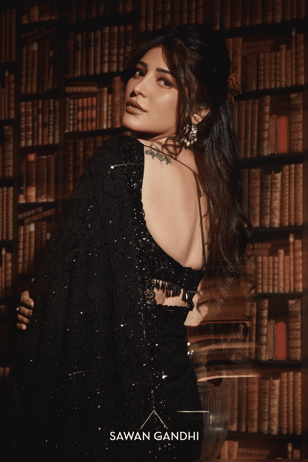 Shruti Haasan in Black Chikankari Saree