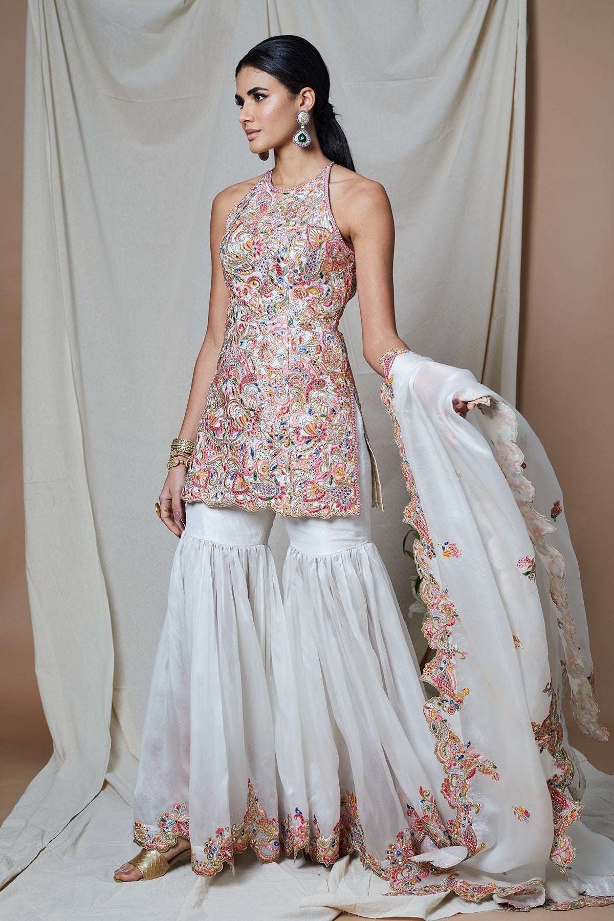 IVORY HALTER ORGANZA GHARARA