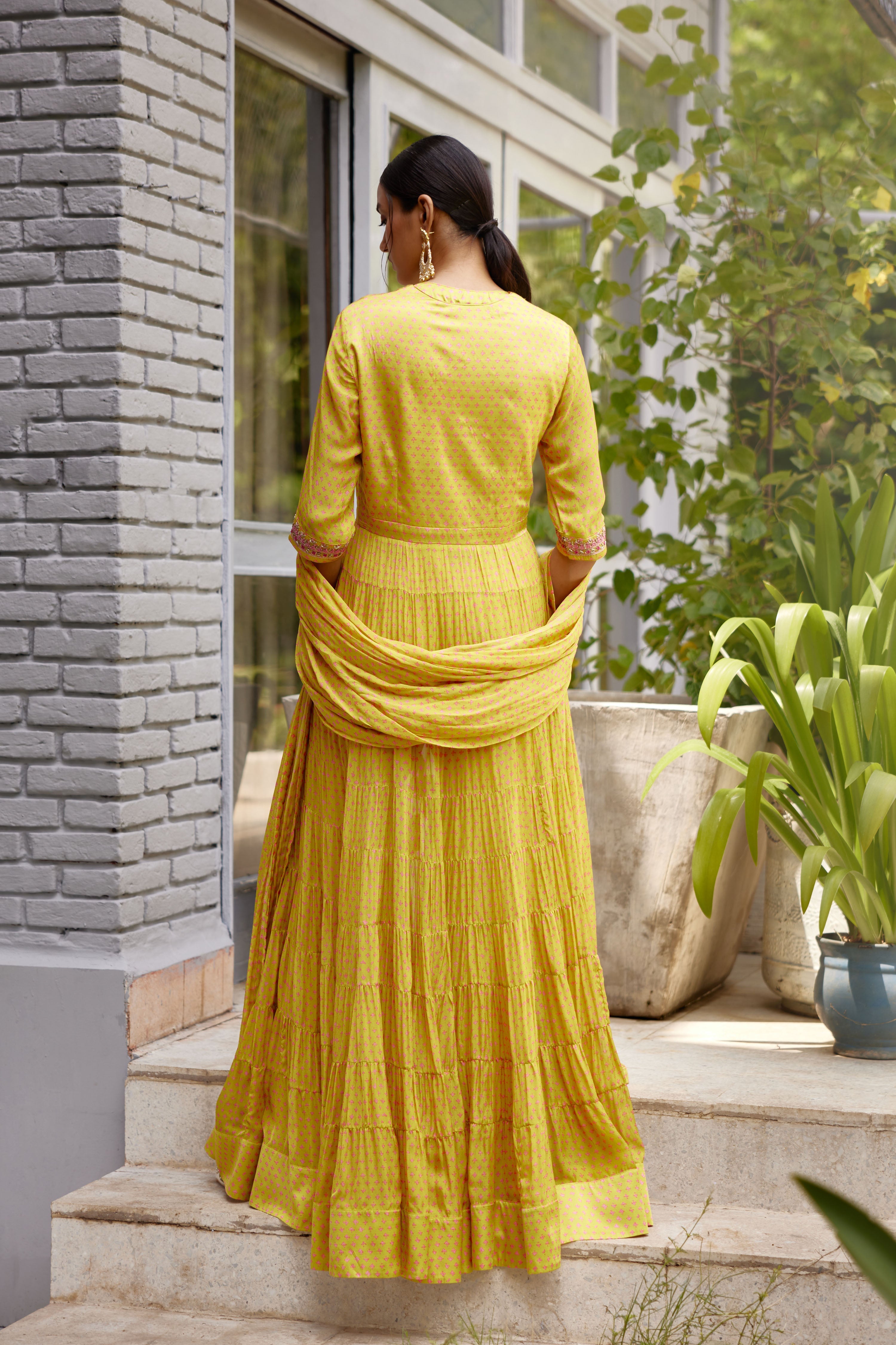 Light Yellow-Green Angrakha Set