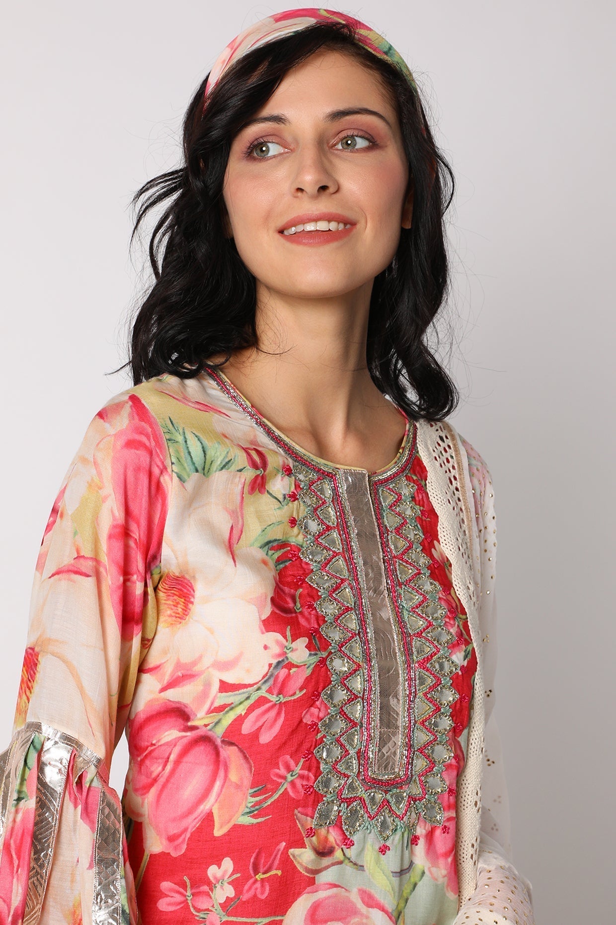 Khushi Sharara Set