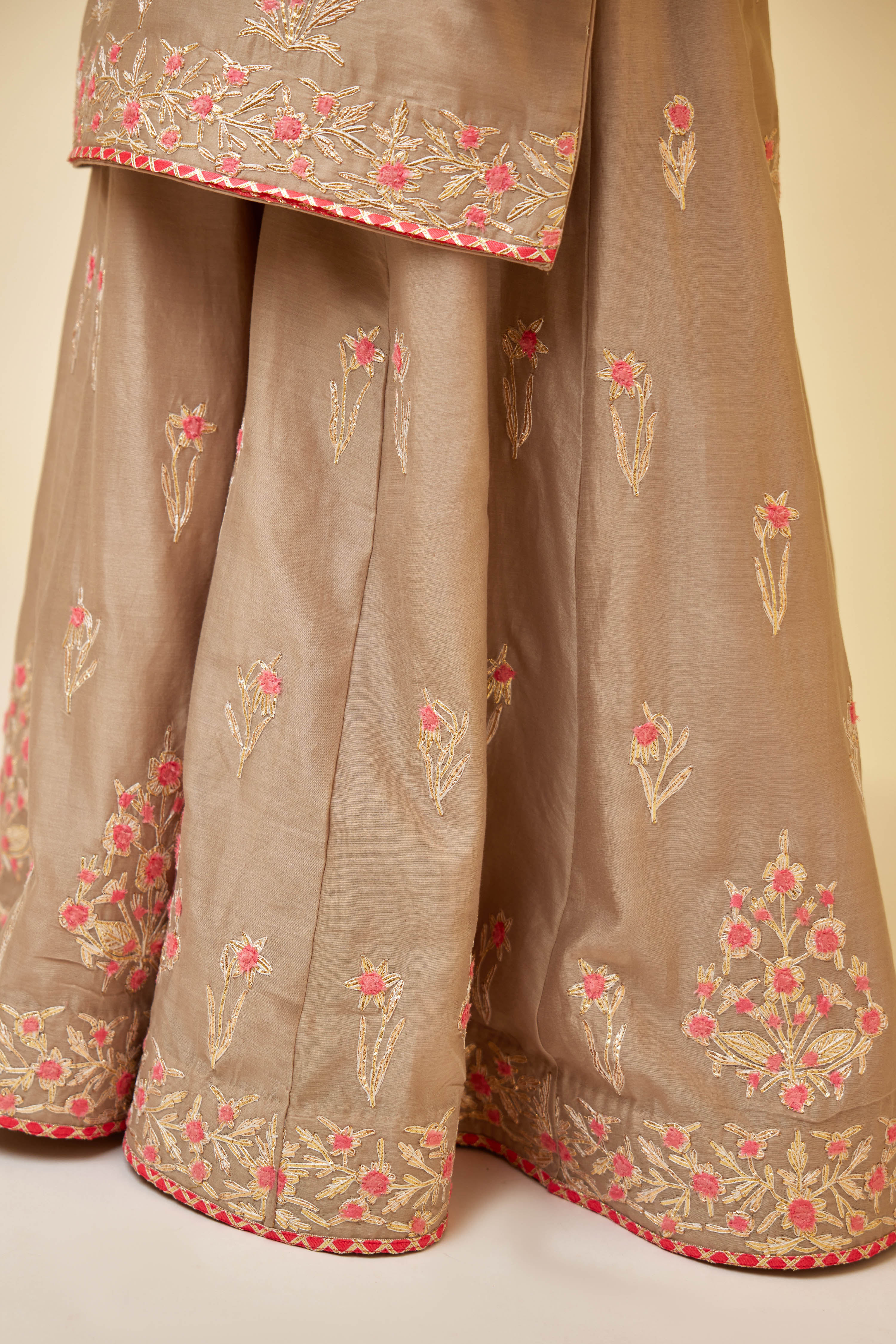 Pebble Neutral Sharara Set