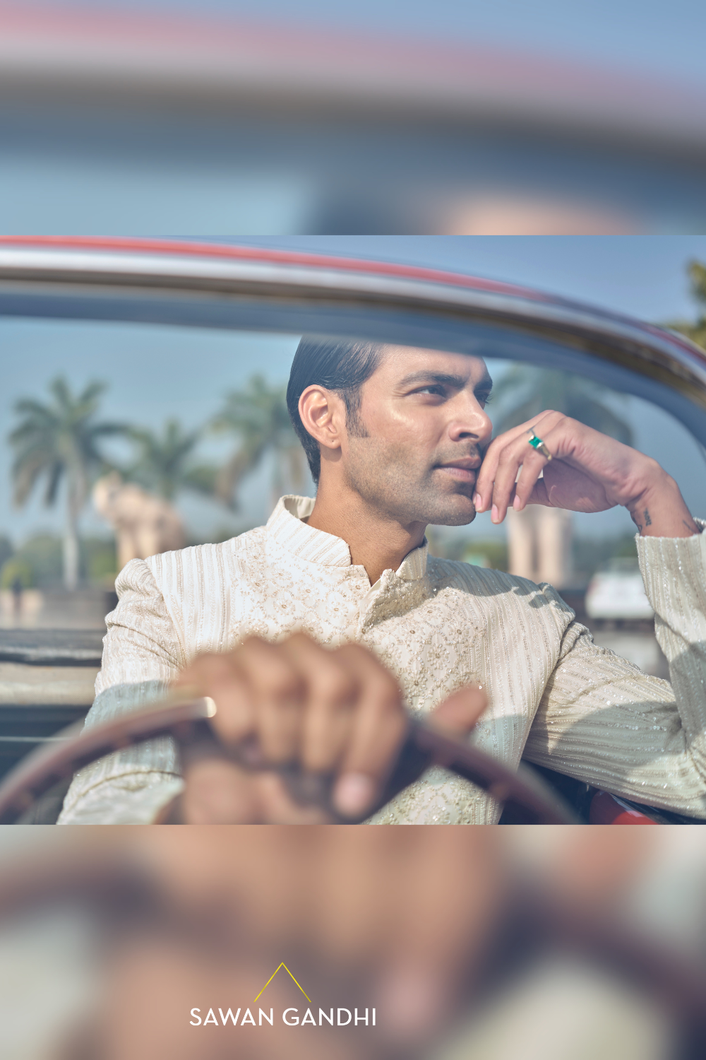 CHIKANKARI SHERWANI WITH VERTICAL LINES