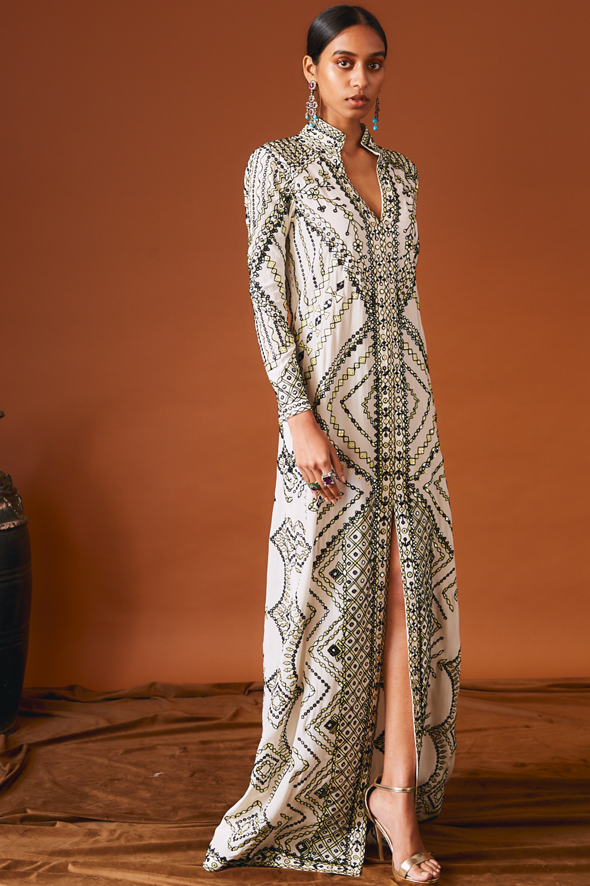 Ivory Crepe Long Kaftan With Mirror And Resham