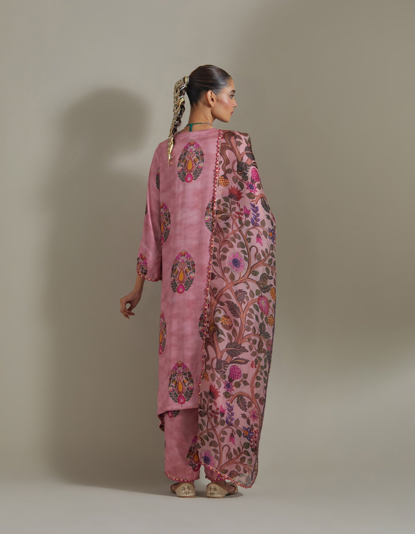 Kaftaan Kurta Set