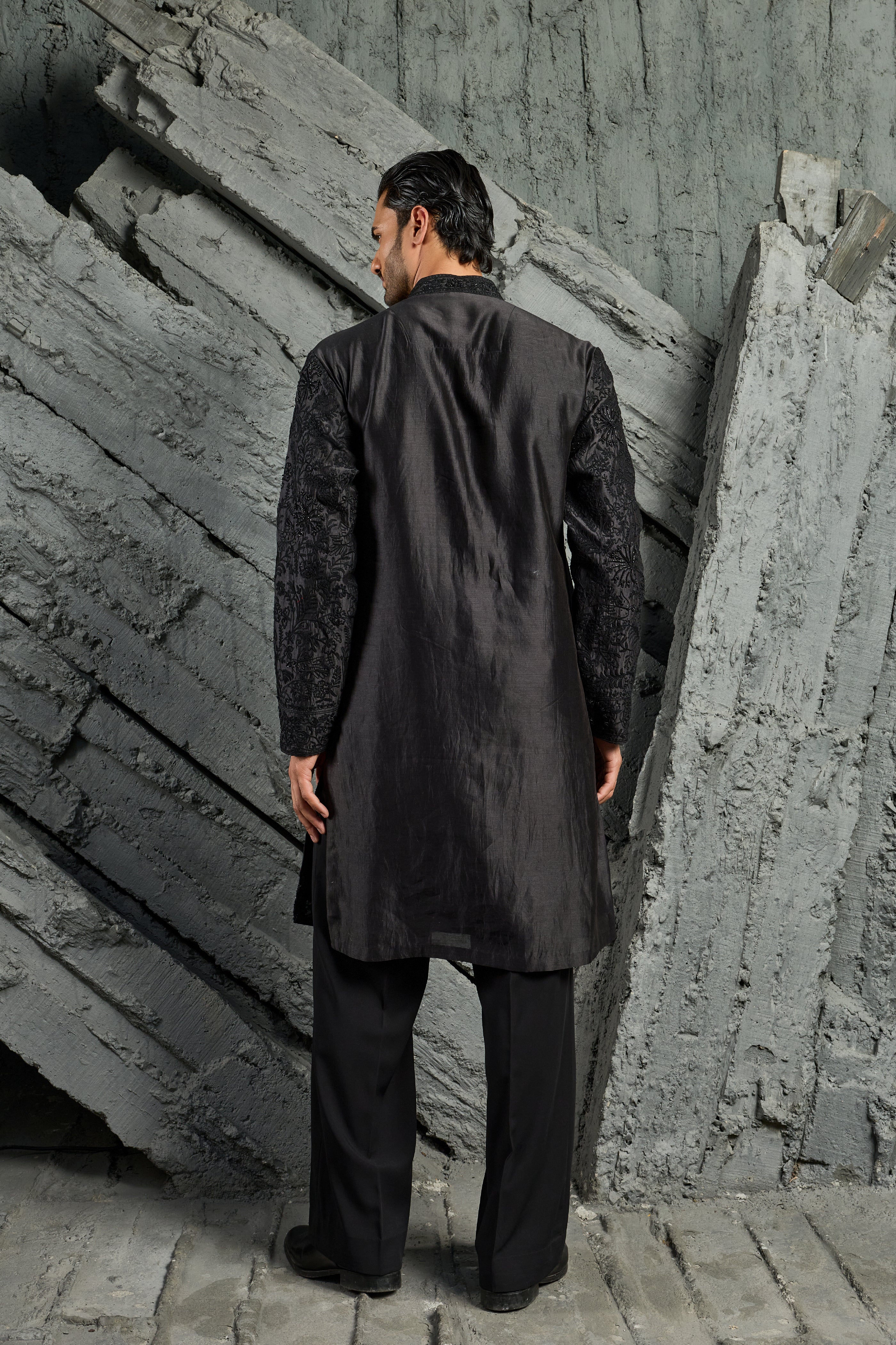 Sham Embroidered Kurta Set