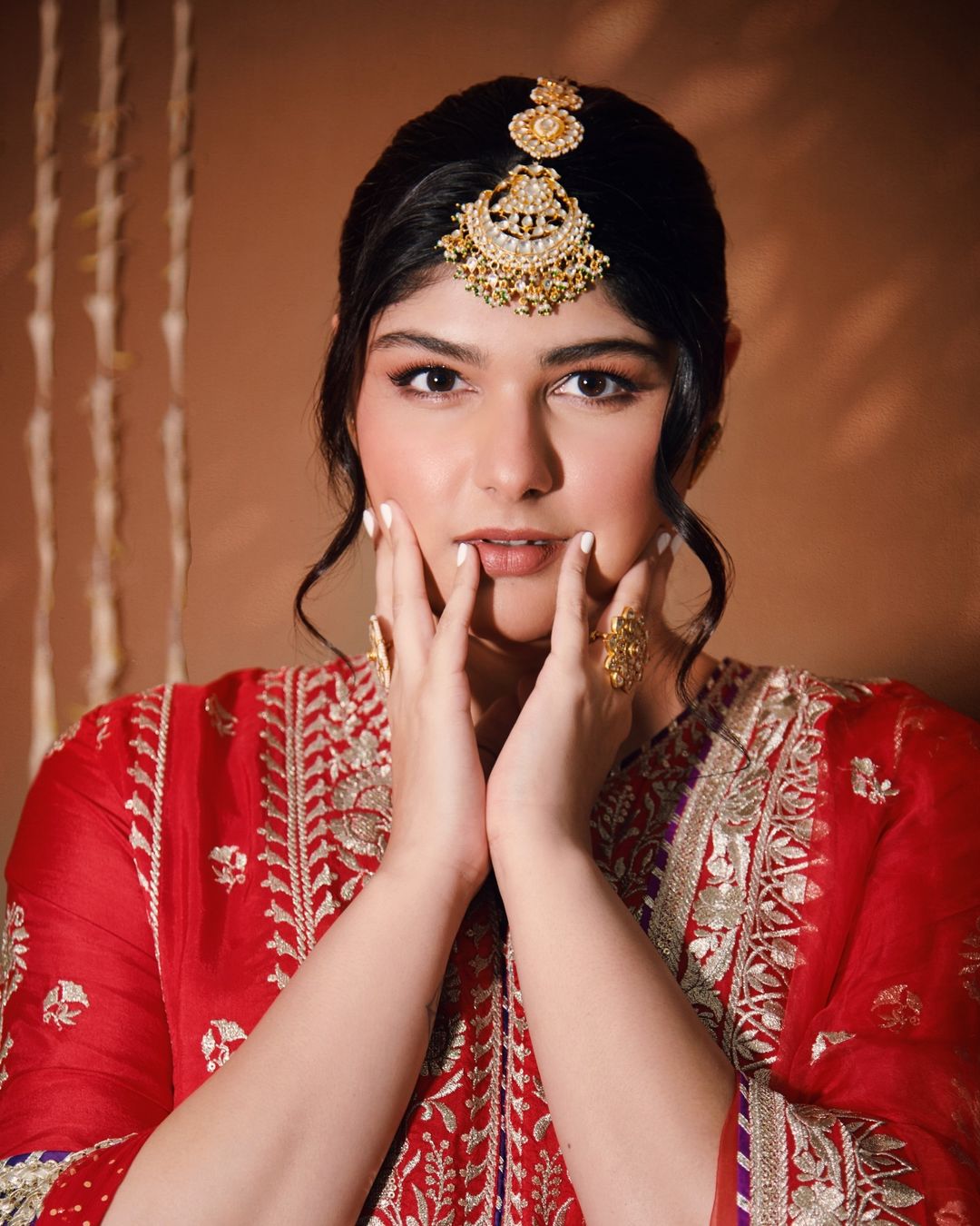 Anshula Kapoor in Aarohi Anarkali Set