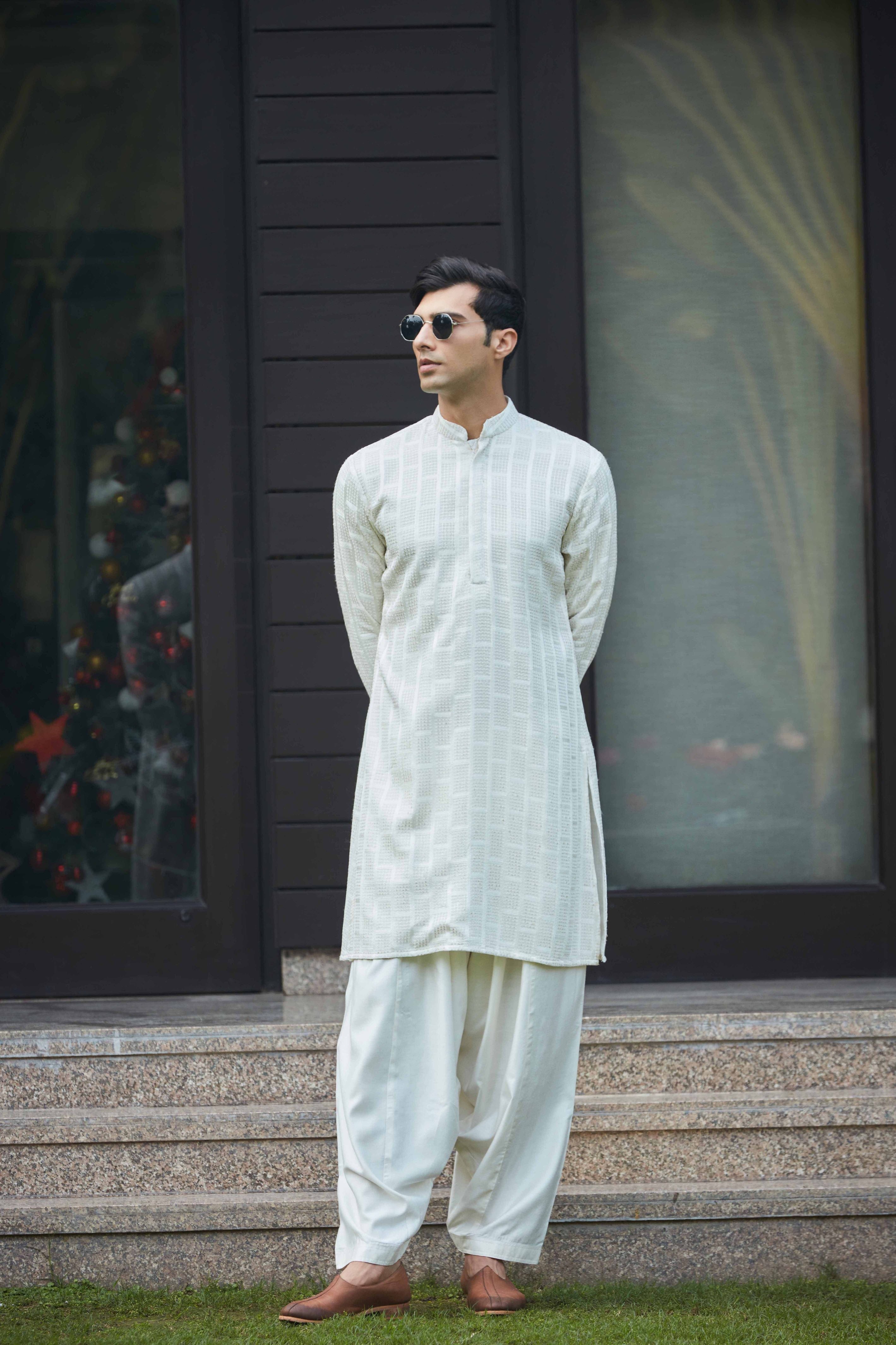 Tarusa - Off White Chikankari Kurta Set