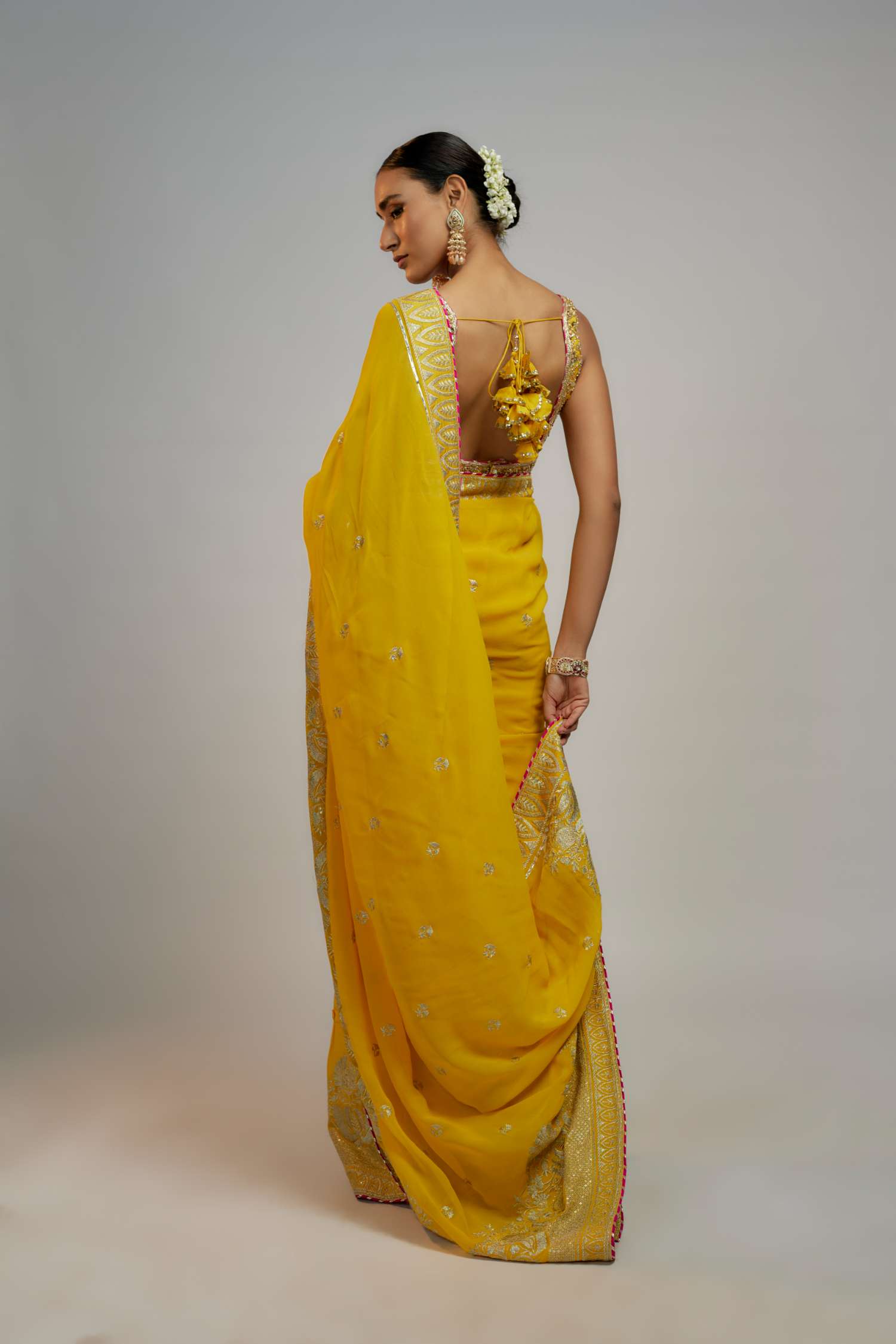 Akanksha Malhotra In Golconda Imroz Saree Set