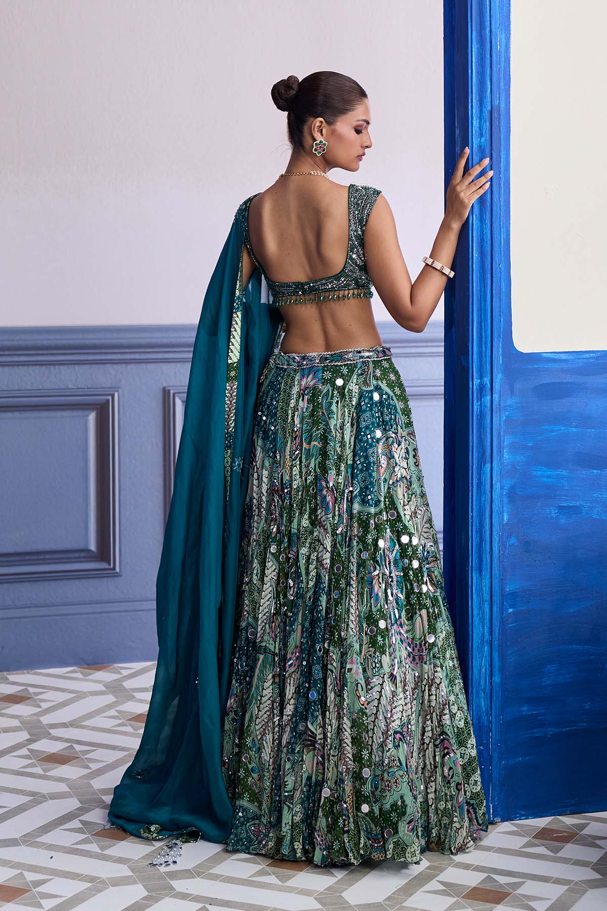 Green Wave Embroidered Blouse With Print Highlights & Solid Dupatta Set