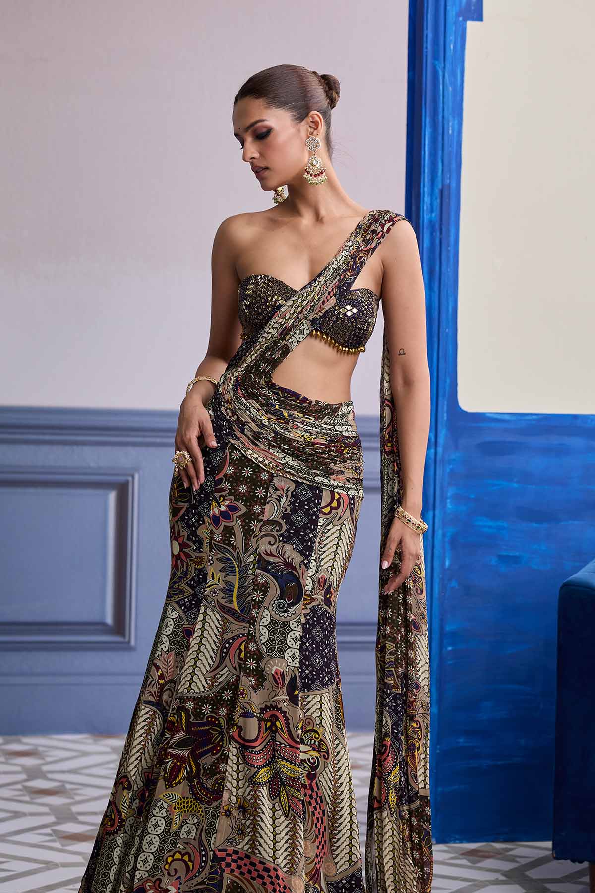Purple Embroidered Blouse With Olive Floral Fish Cut Saree Set