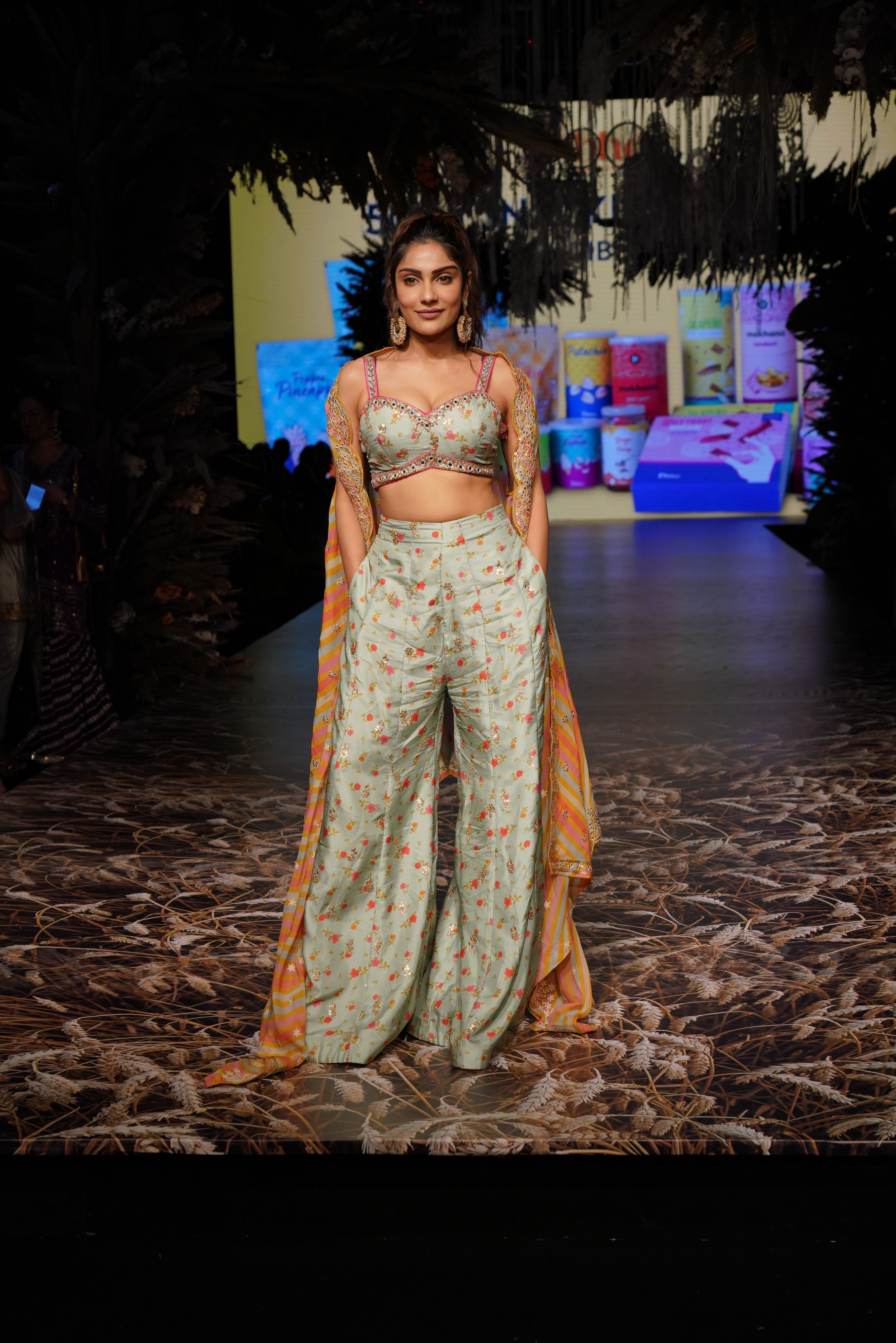 Rashida Panel Pant With Cape -Ishita Raj
