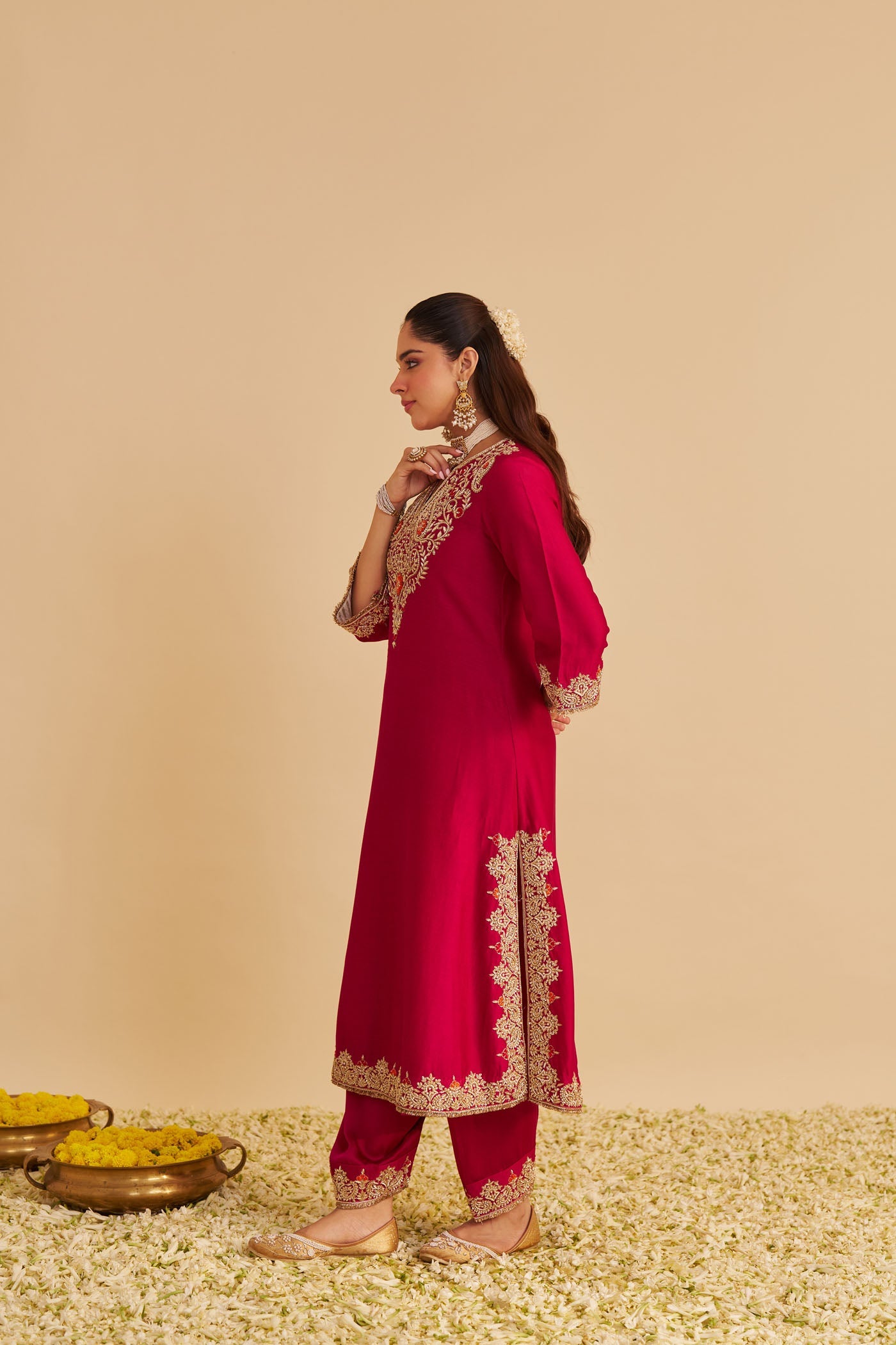 Areefa - Dabka Zardozi Embroidered Rich Banarasi Hotpink Suit & Salwar
