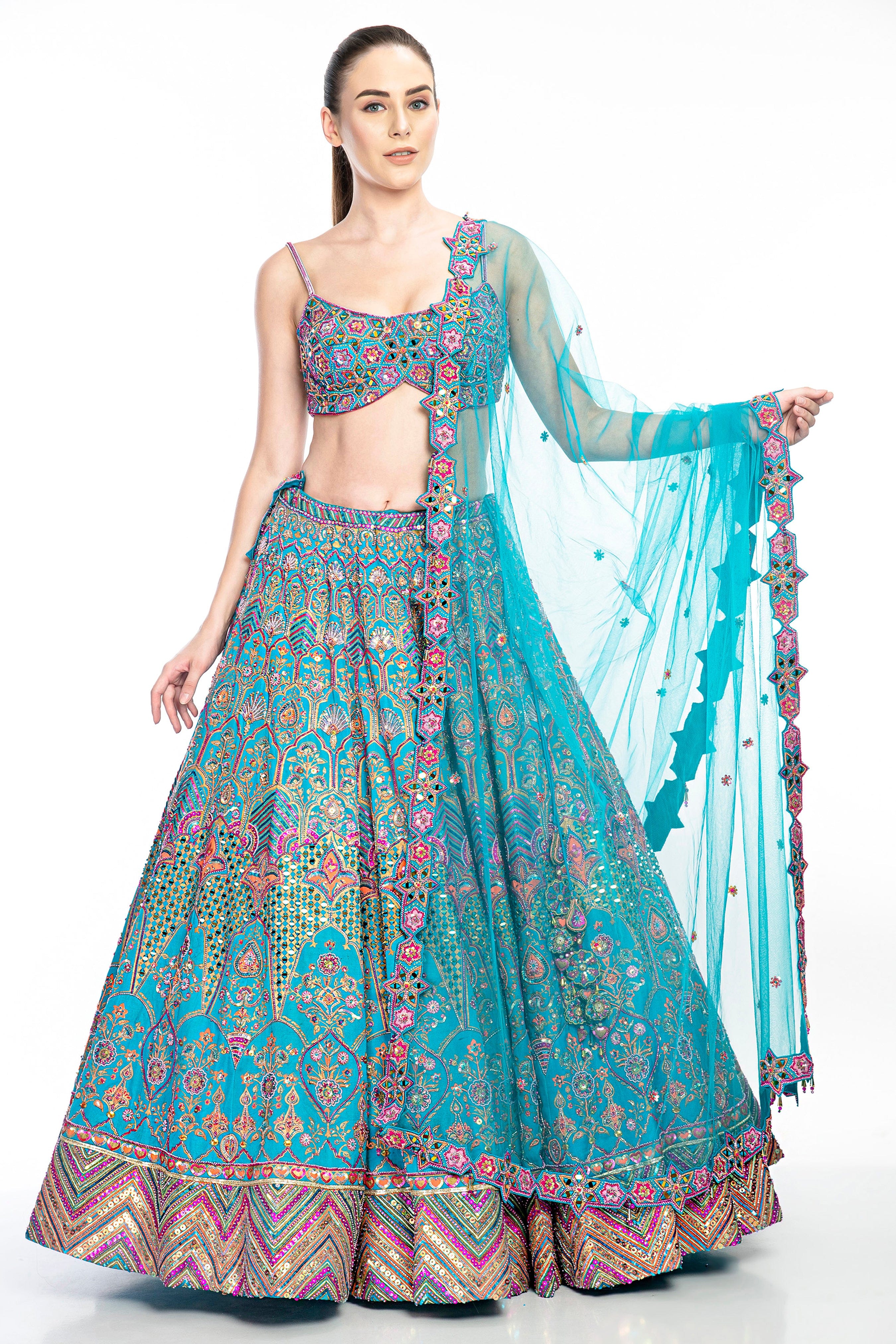 Erum Lehenga