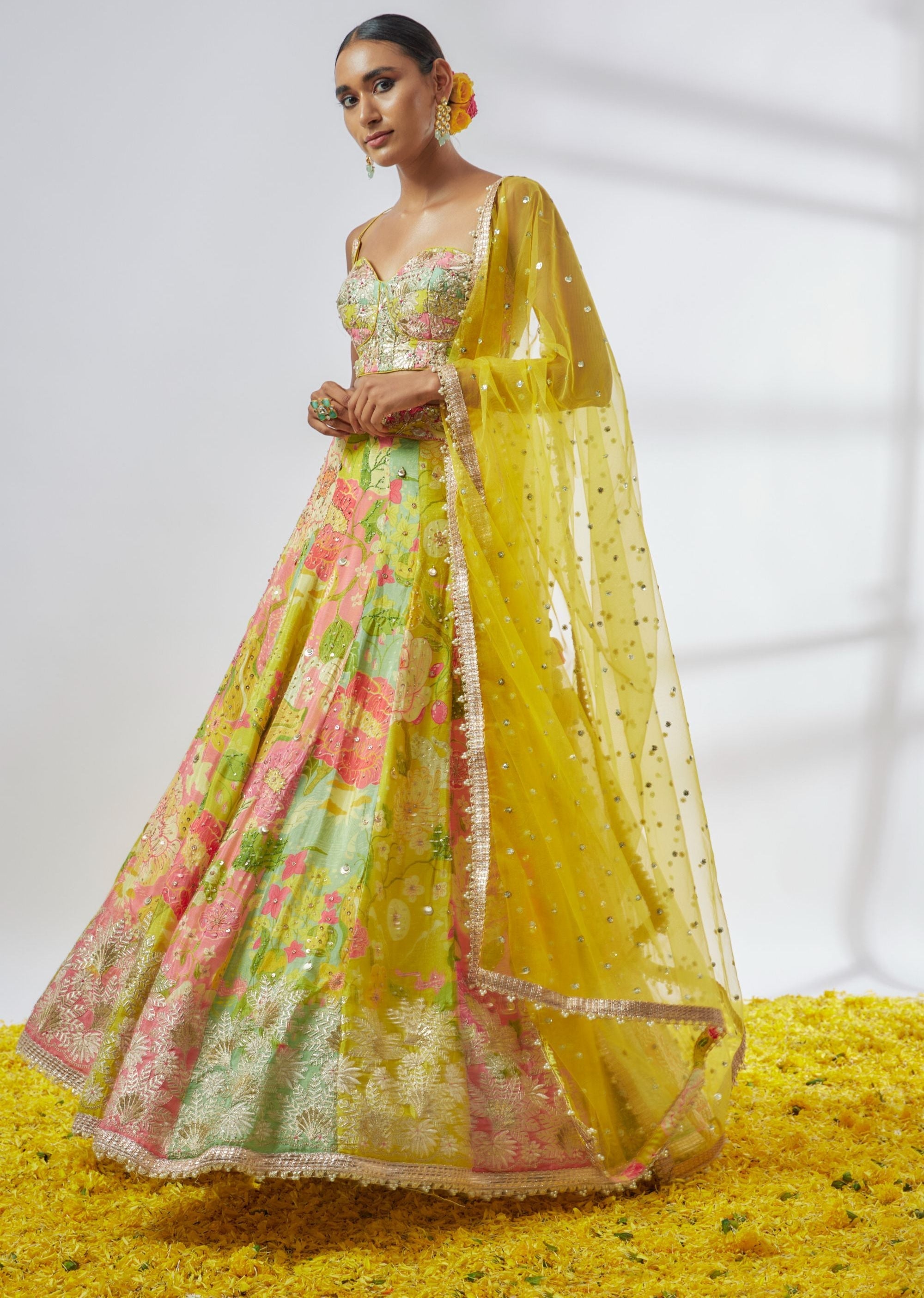 Sumaira Lehanga Set
