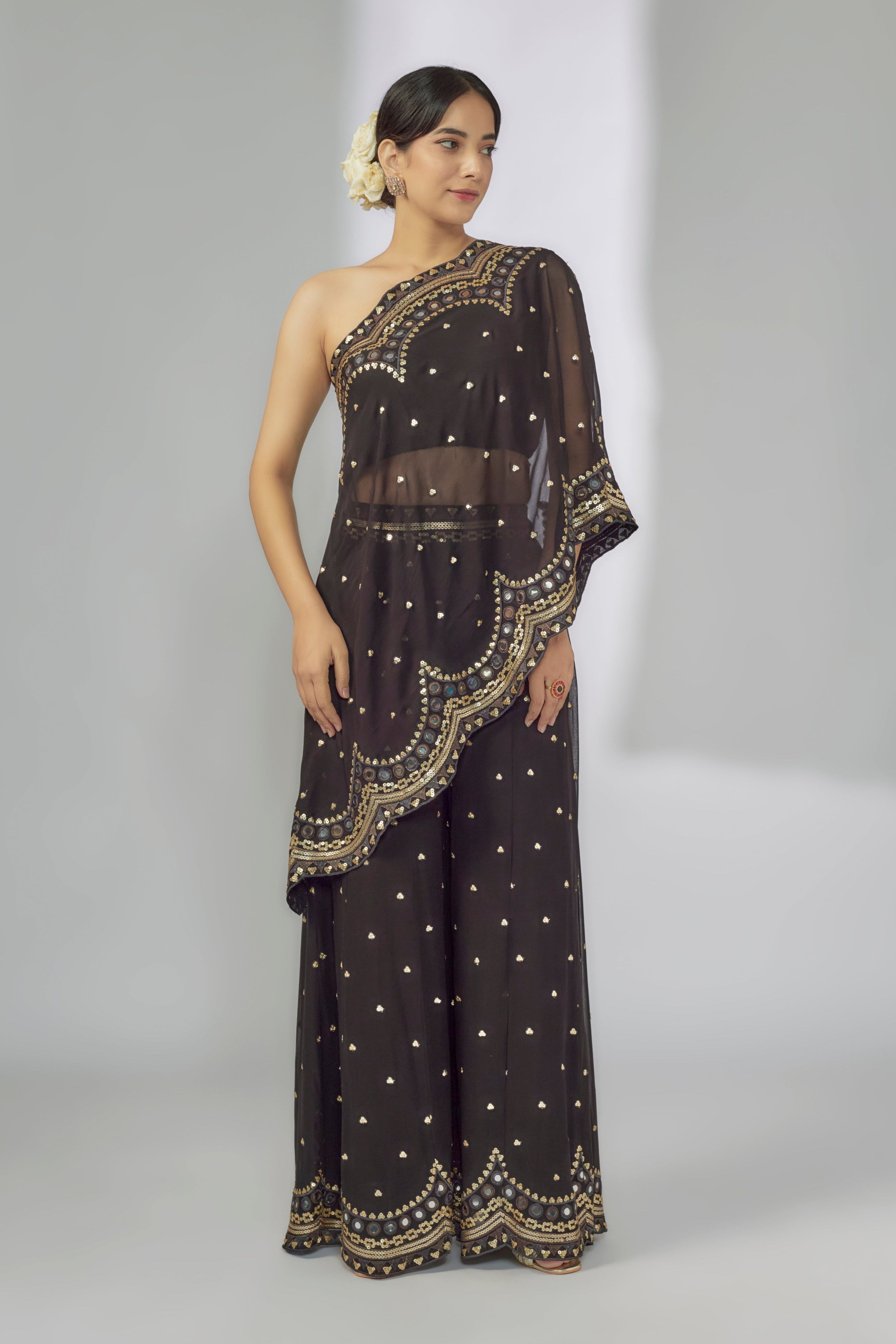 Kaveer Flared Pants with Scalloped Edges