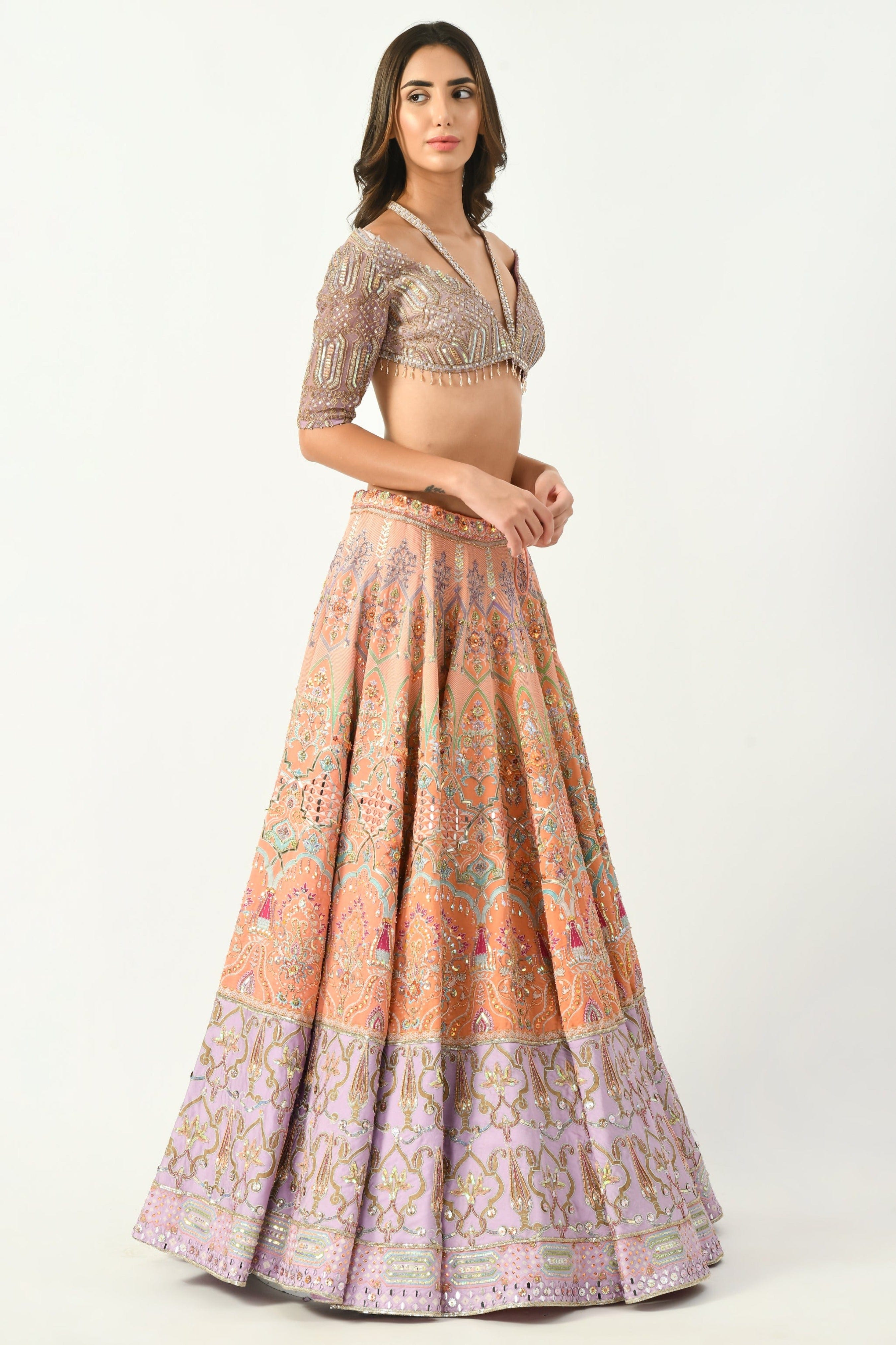 Husnah Lehenga