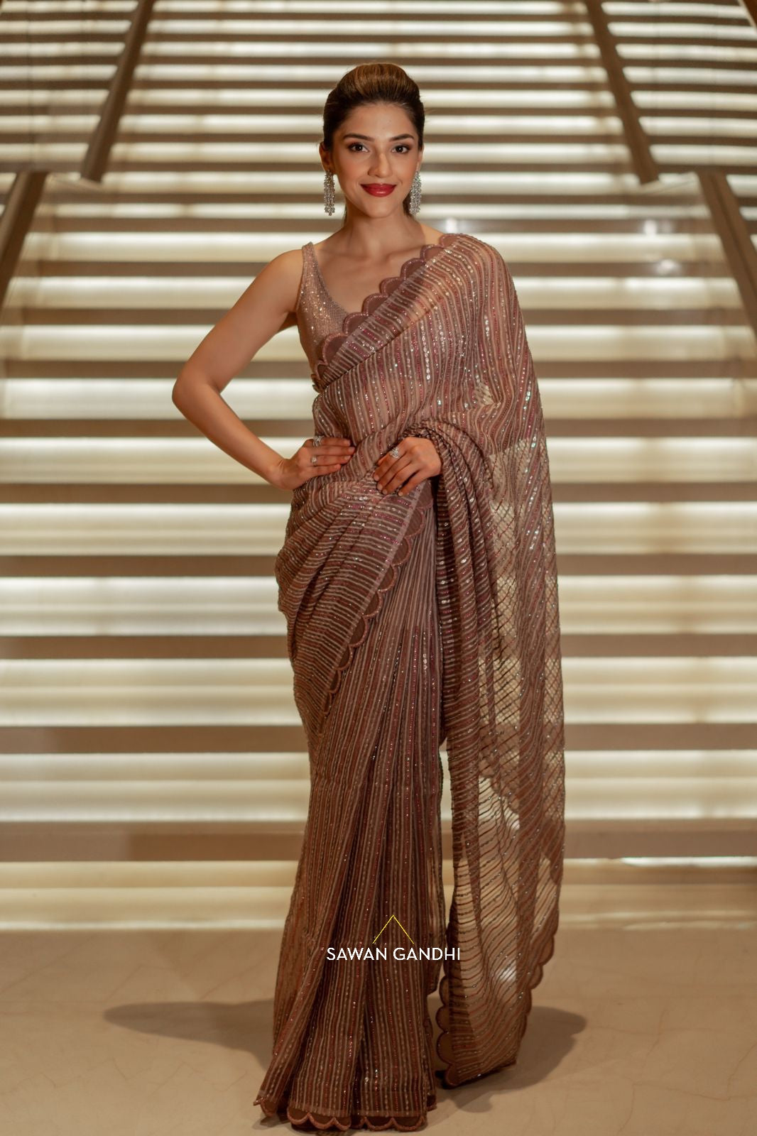 Mehreen Pirzada in Old rose pink gicha saree