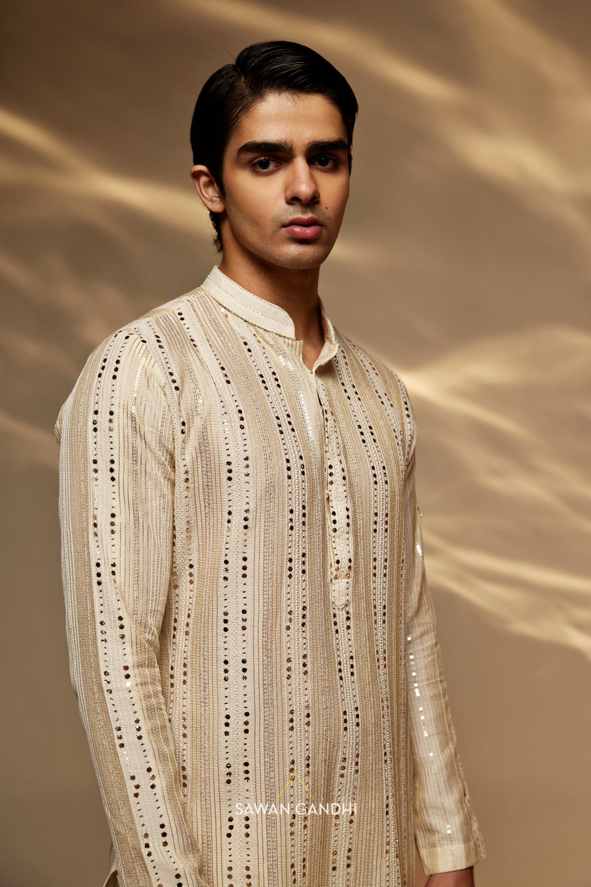 Ivory mukaish and zari work kurta