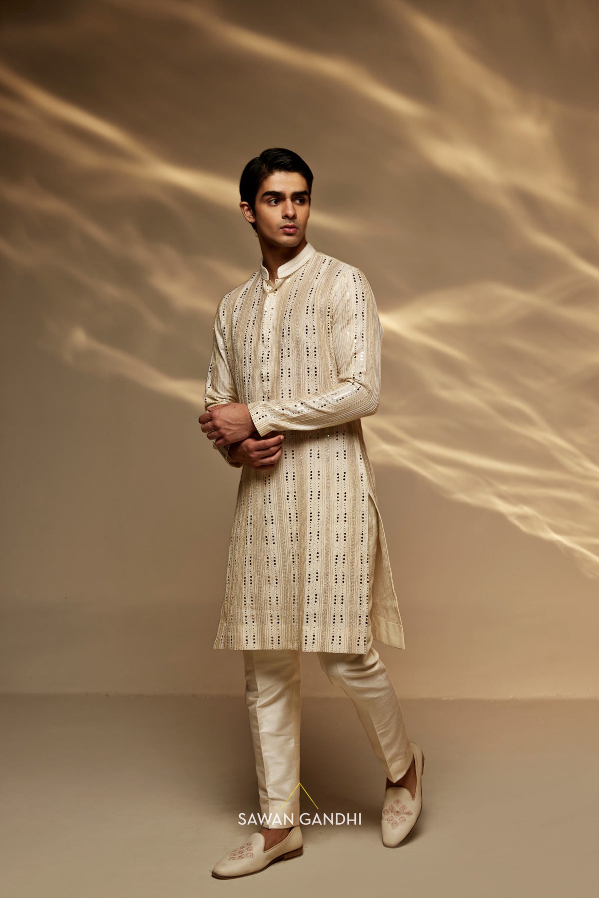 Ivory mukaish and zari work kurta