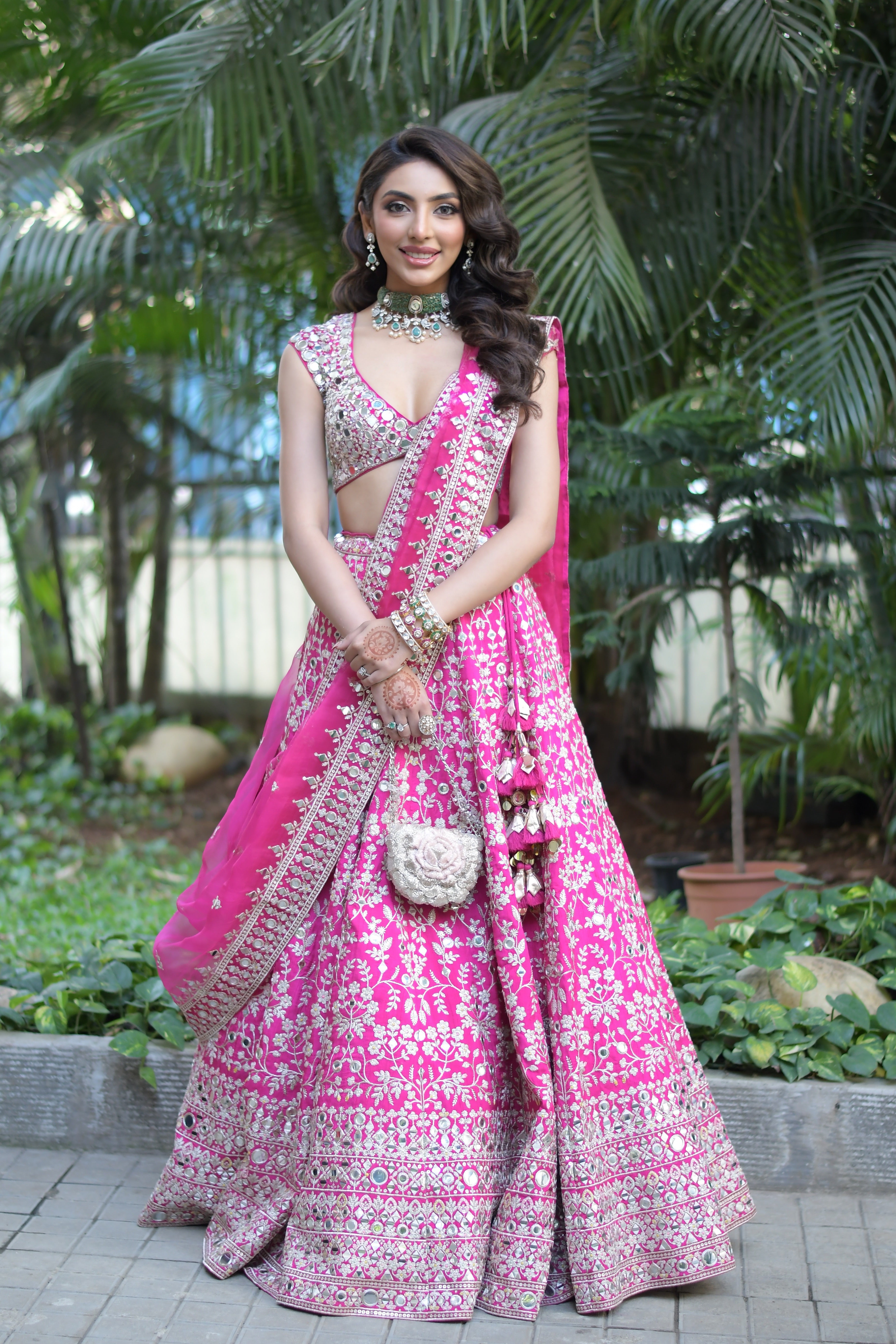 Mallaikaa Chheda in Niranjana Lehenga Set