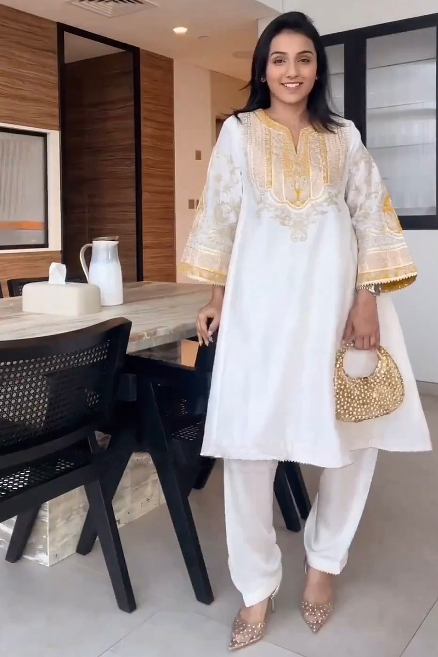 MOHSINA - DAISY IVORY SHORT KALIDAAR CHOGA WITH SALWAR (LXRTS)