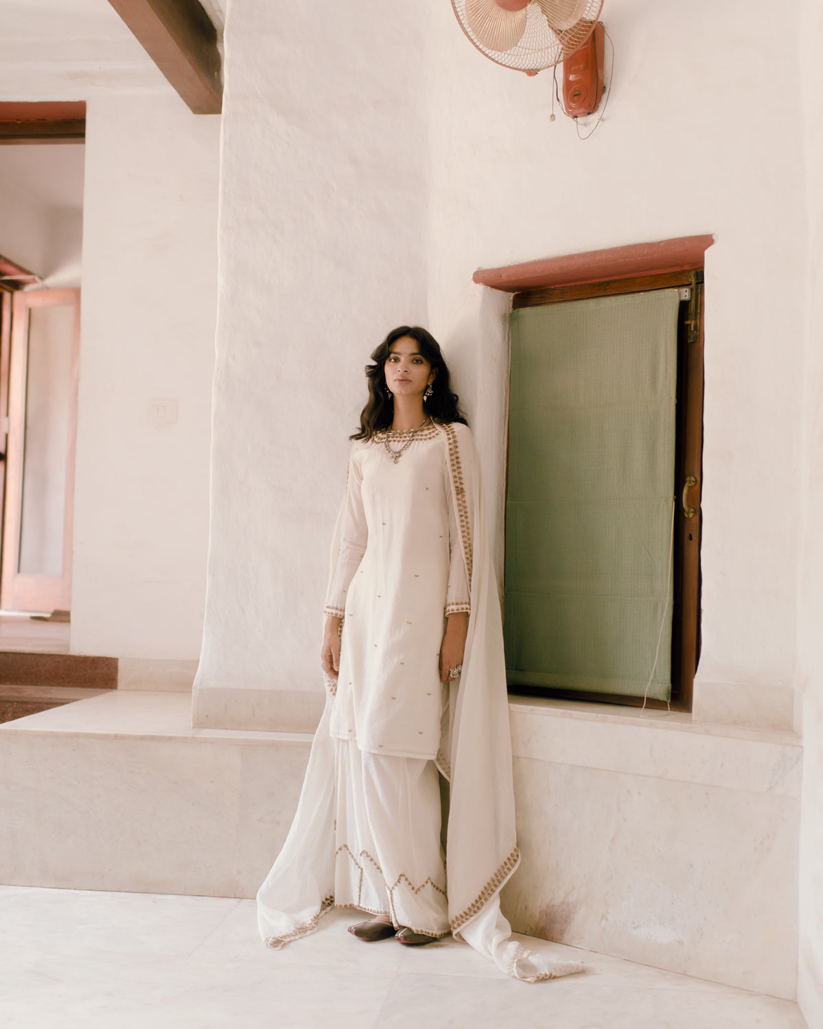 White Thread Straight Kurti And Pant