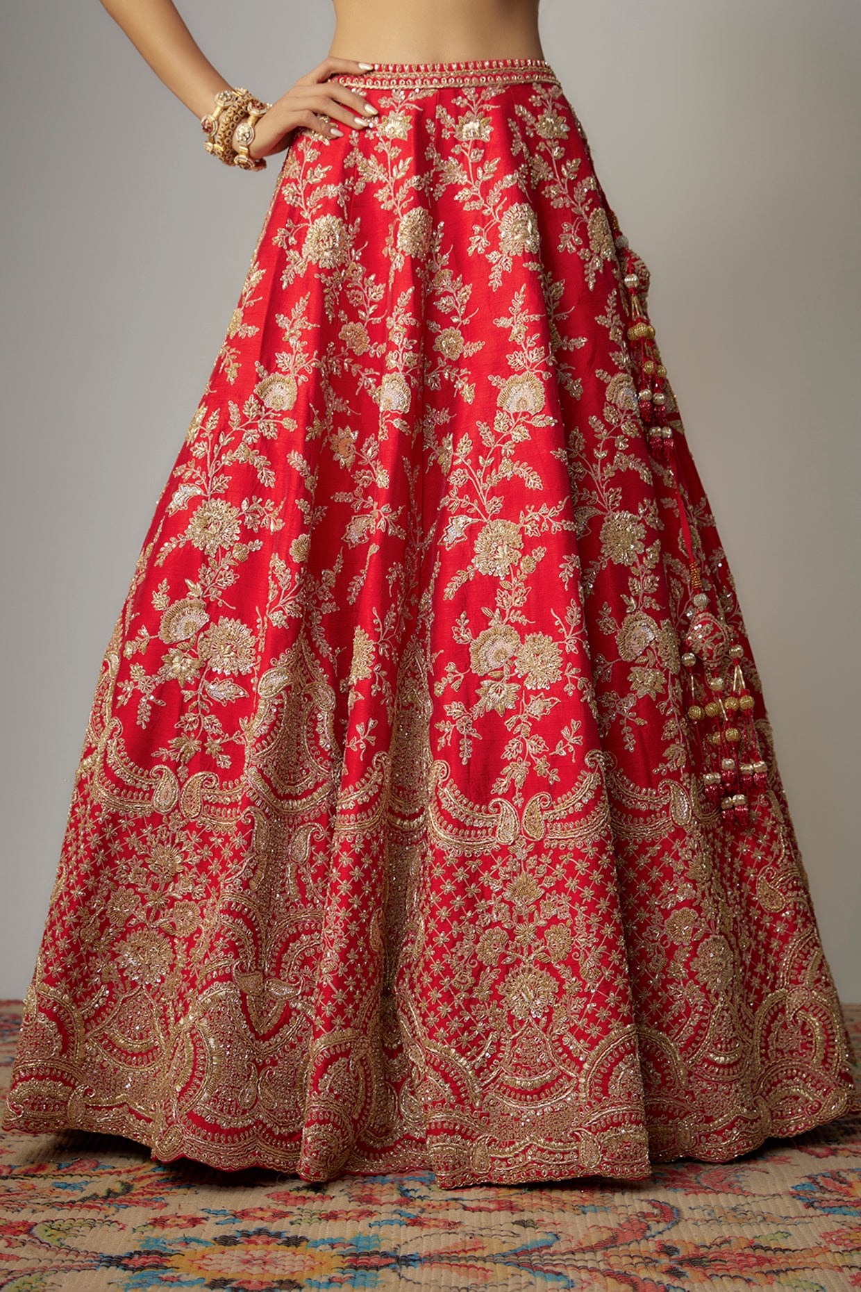 MAAHI RED RAW SILK ZARI HAND & MACHINE EMBROIDERED LEHENGA SET