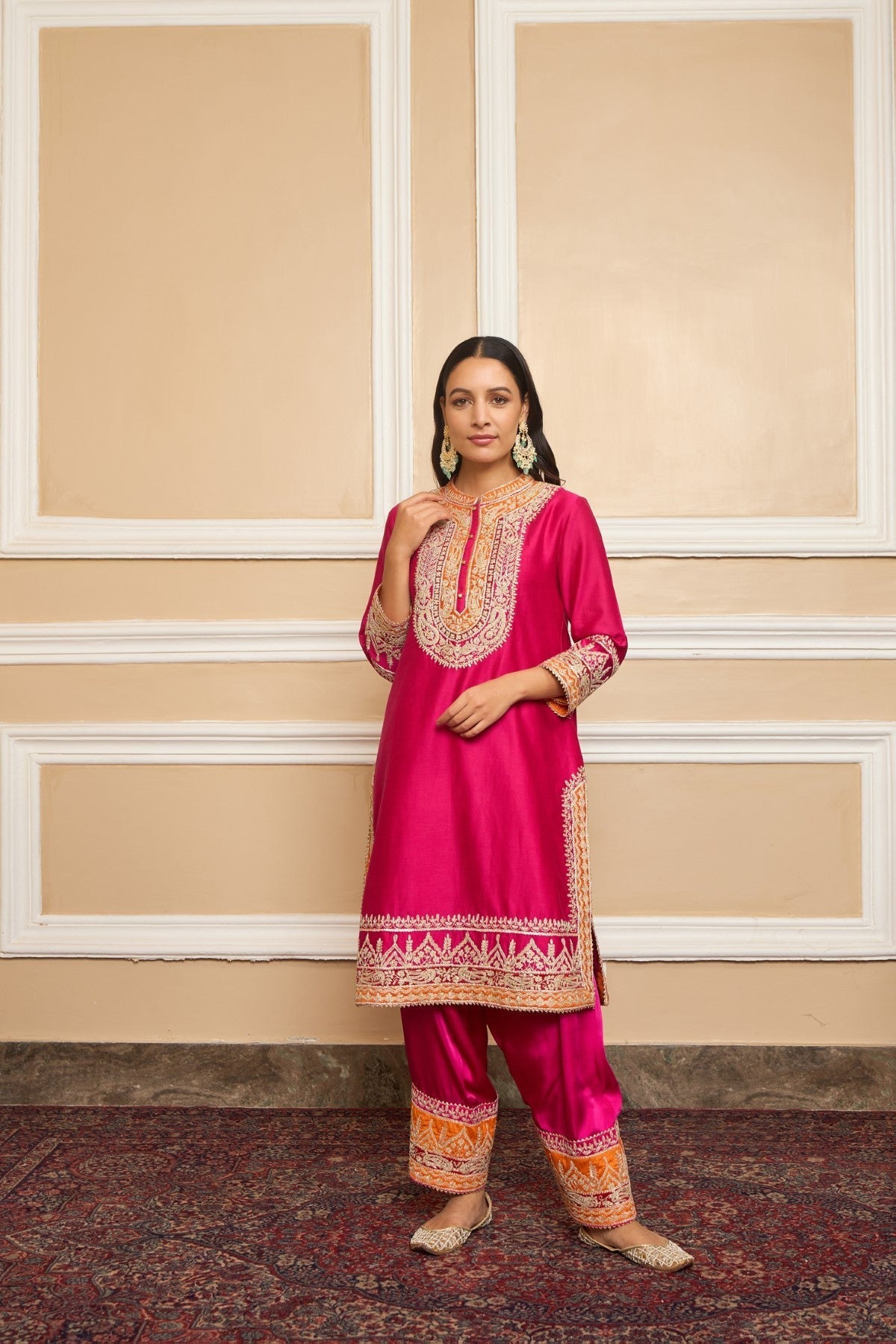 AFSAANA - HOTPINK SHORT KURTA WITH SALWAR AND DUPATTA (LXRTS)