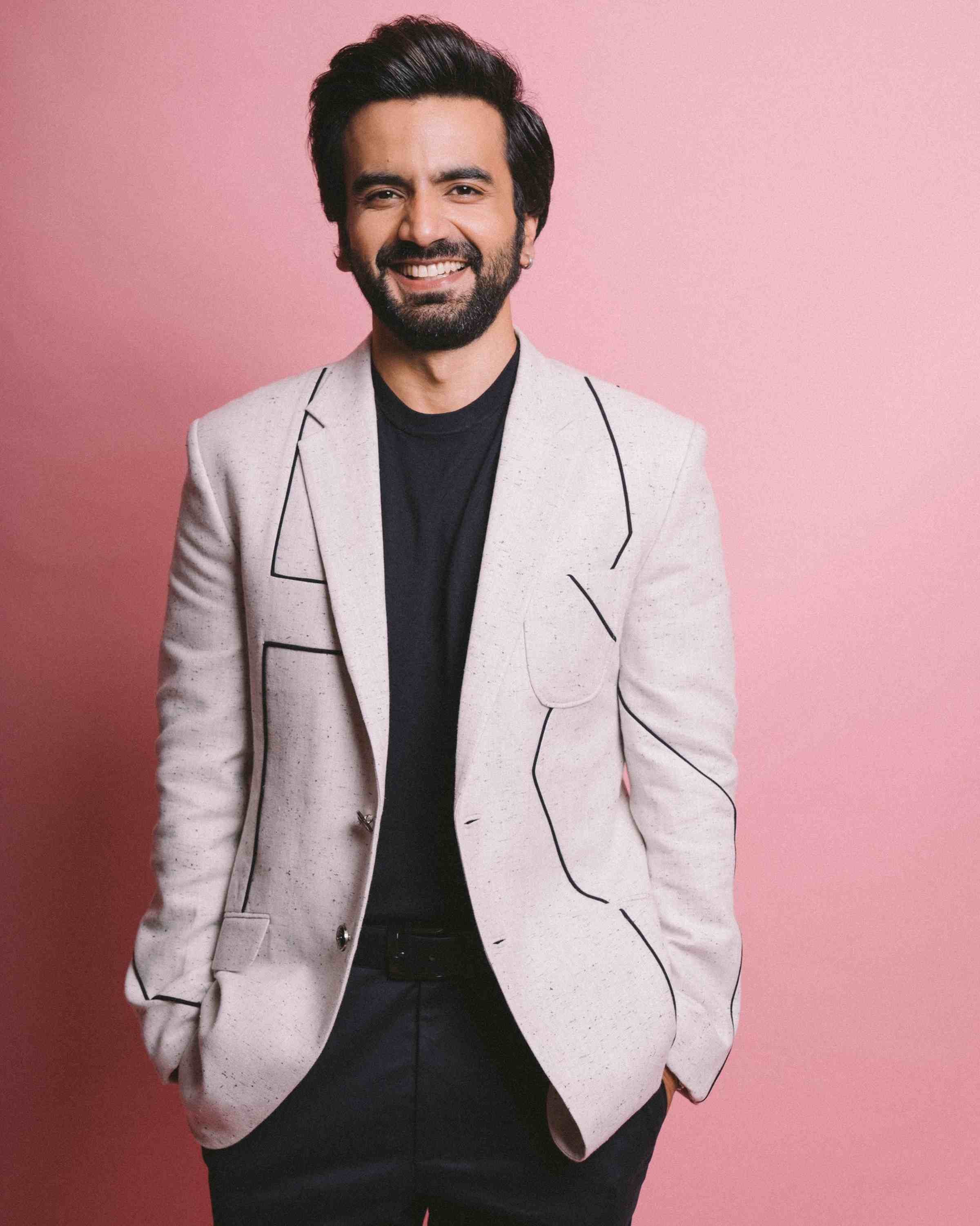 Off White Blazer With Contrast Piping