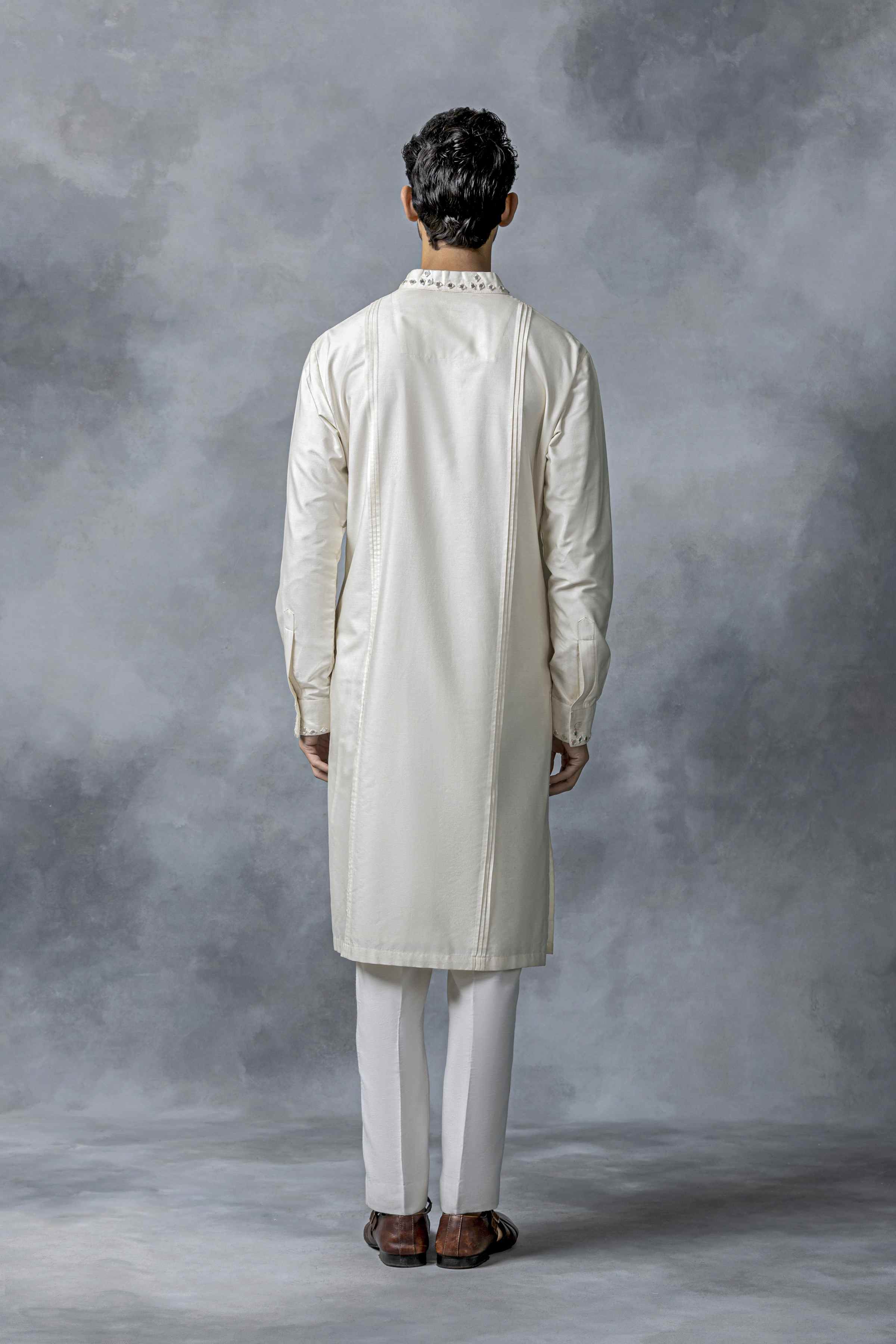 Off White Mirror Work Set