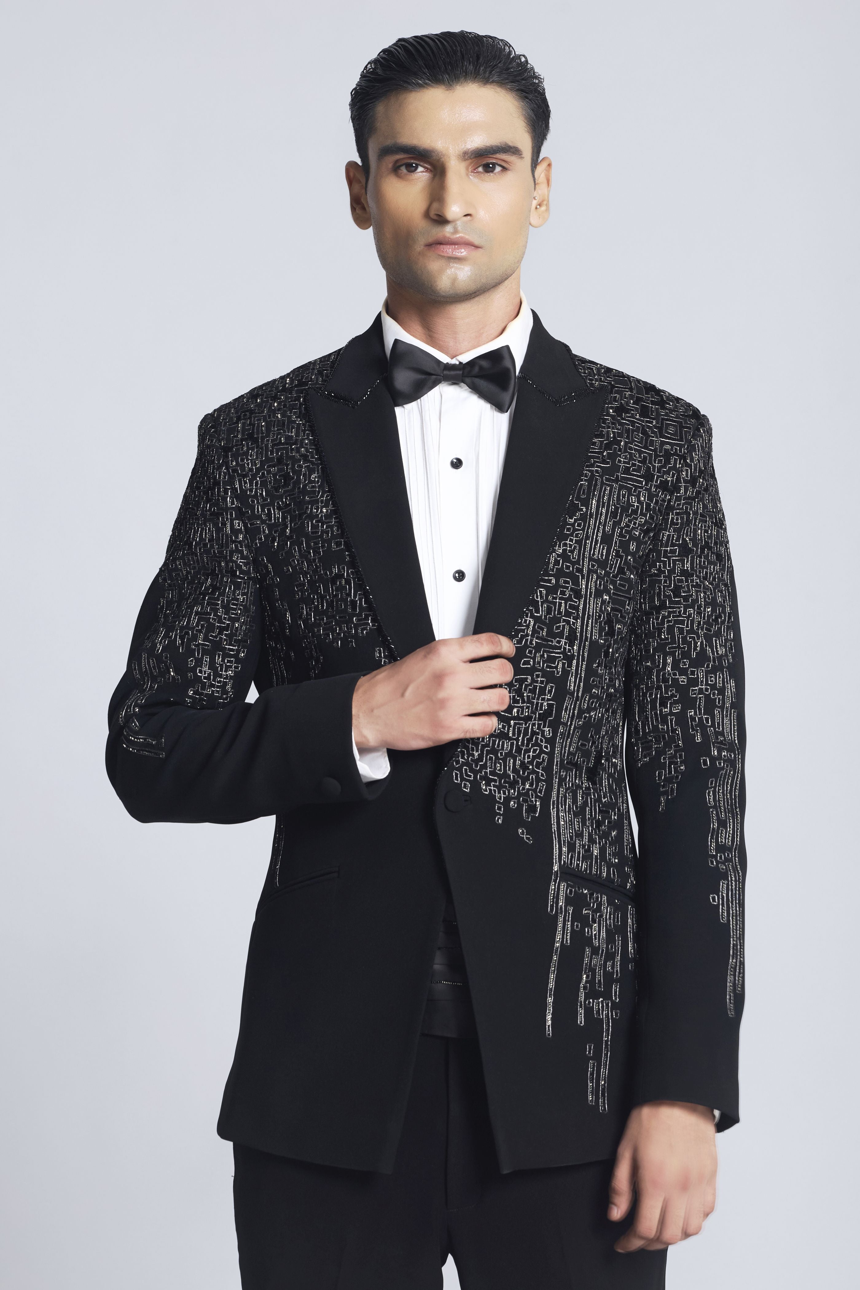 Black sand wash aplic worked tuxedo set