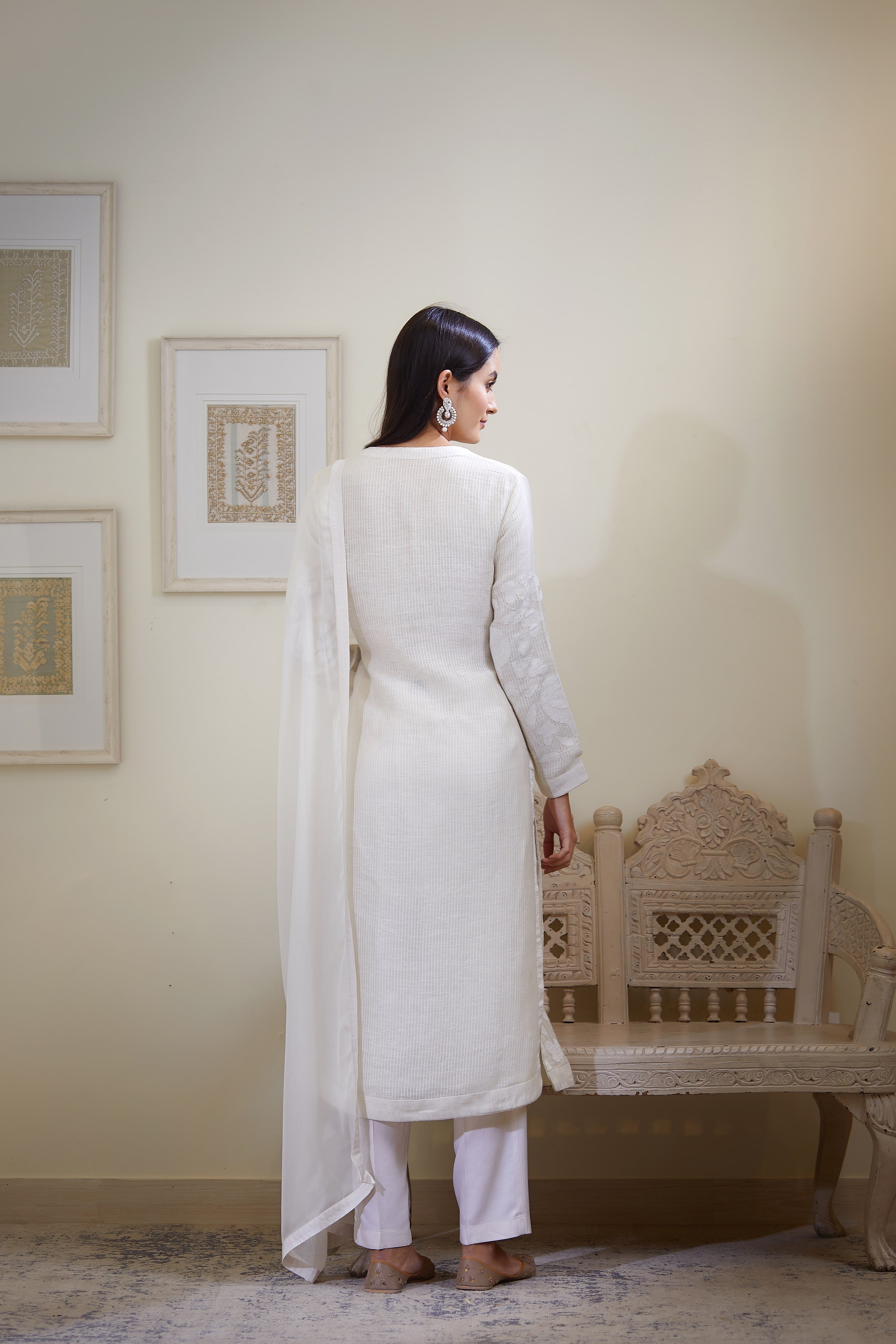 Ivory Appliqué Kurta Set
