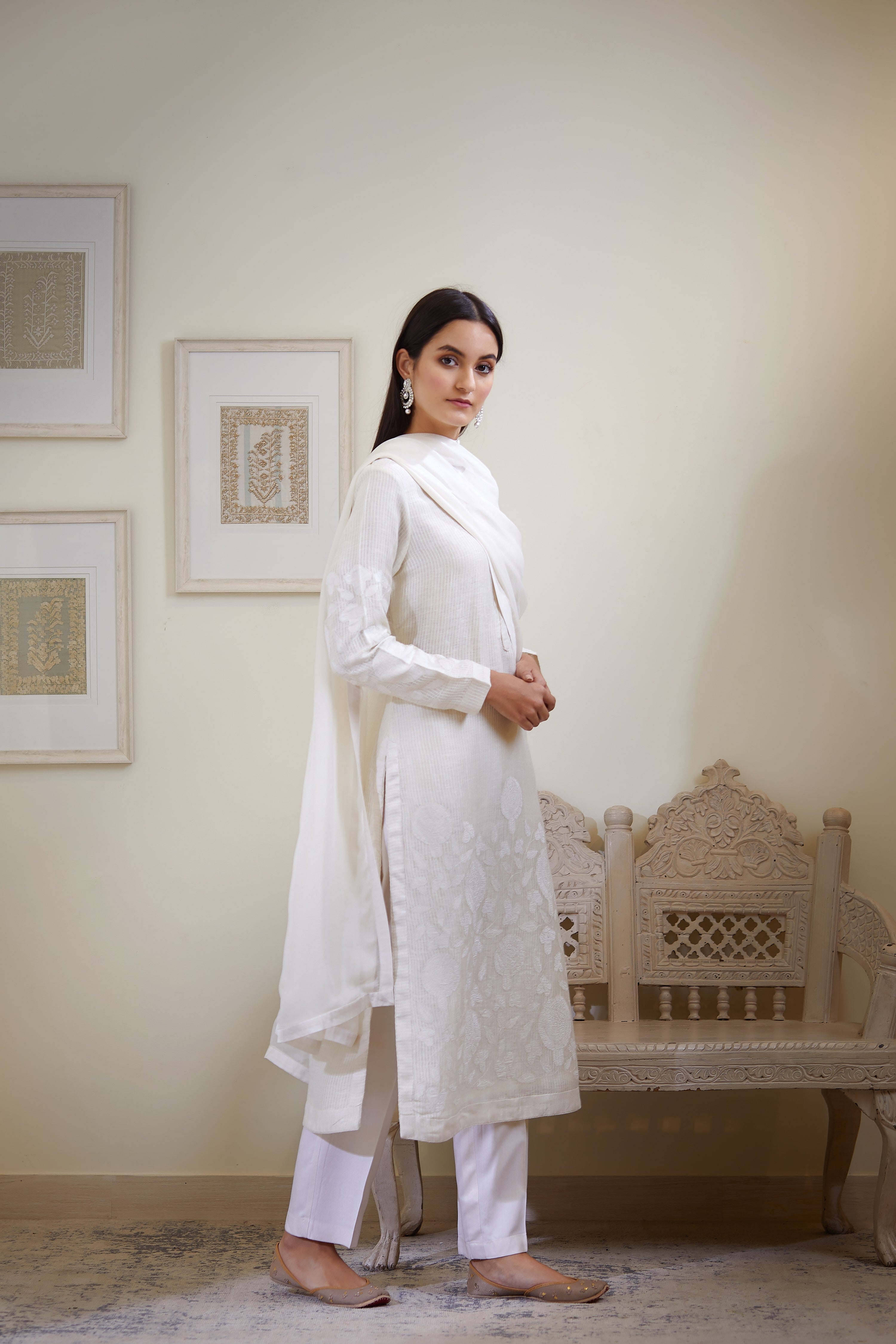 Ivory Appliqué Kurta Set