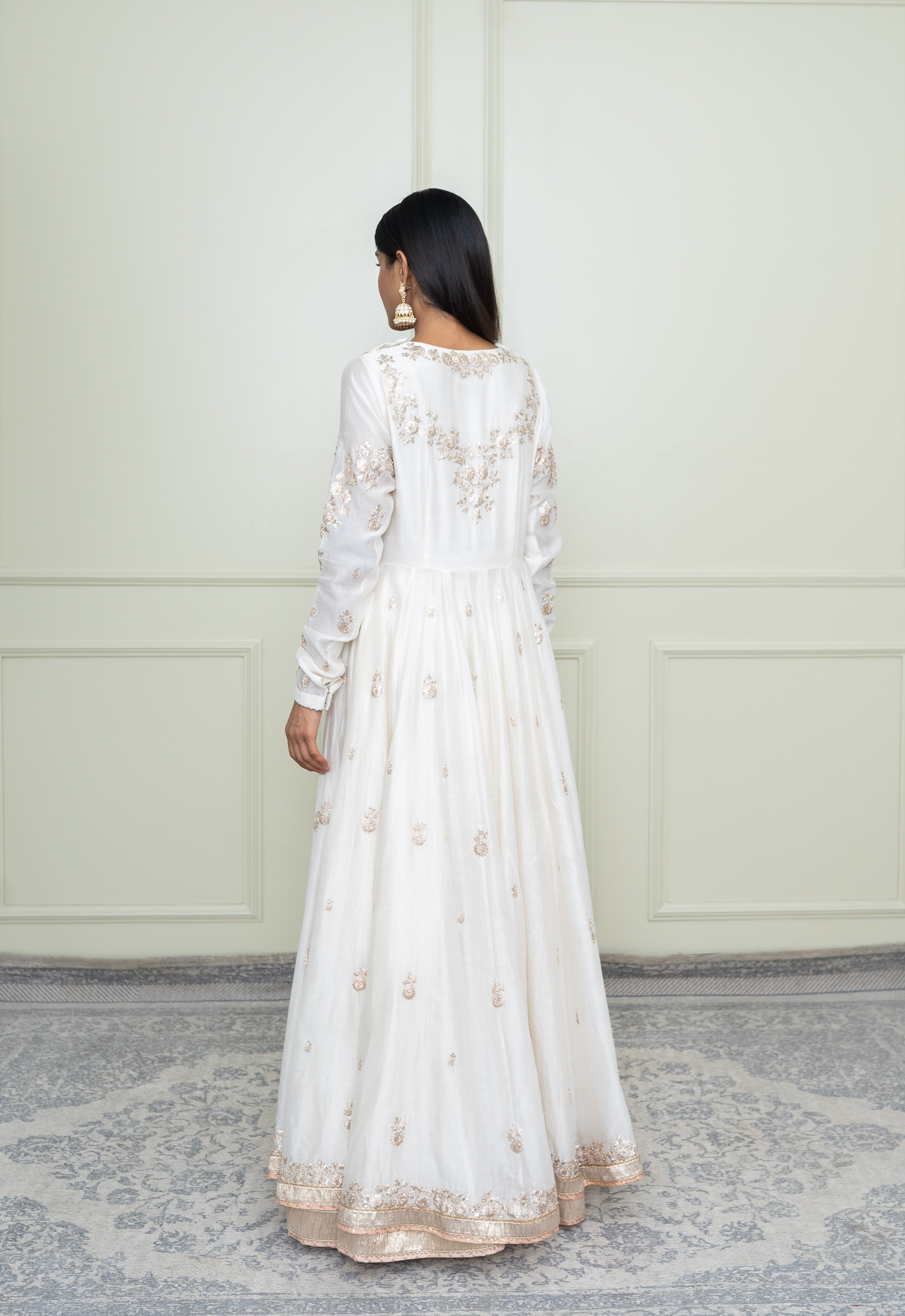 Taarini- Daisy Ivory Tilla Embroidered Anarkali Set