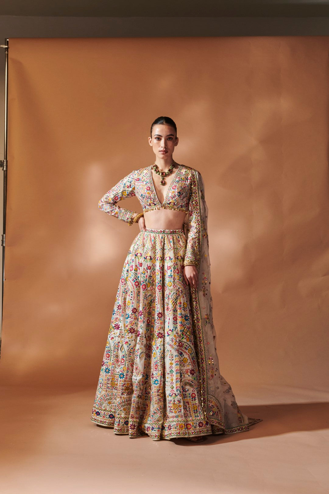 IVORY FULL SLEEVE LEHENGA SET