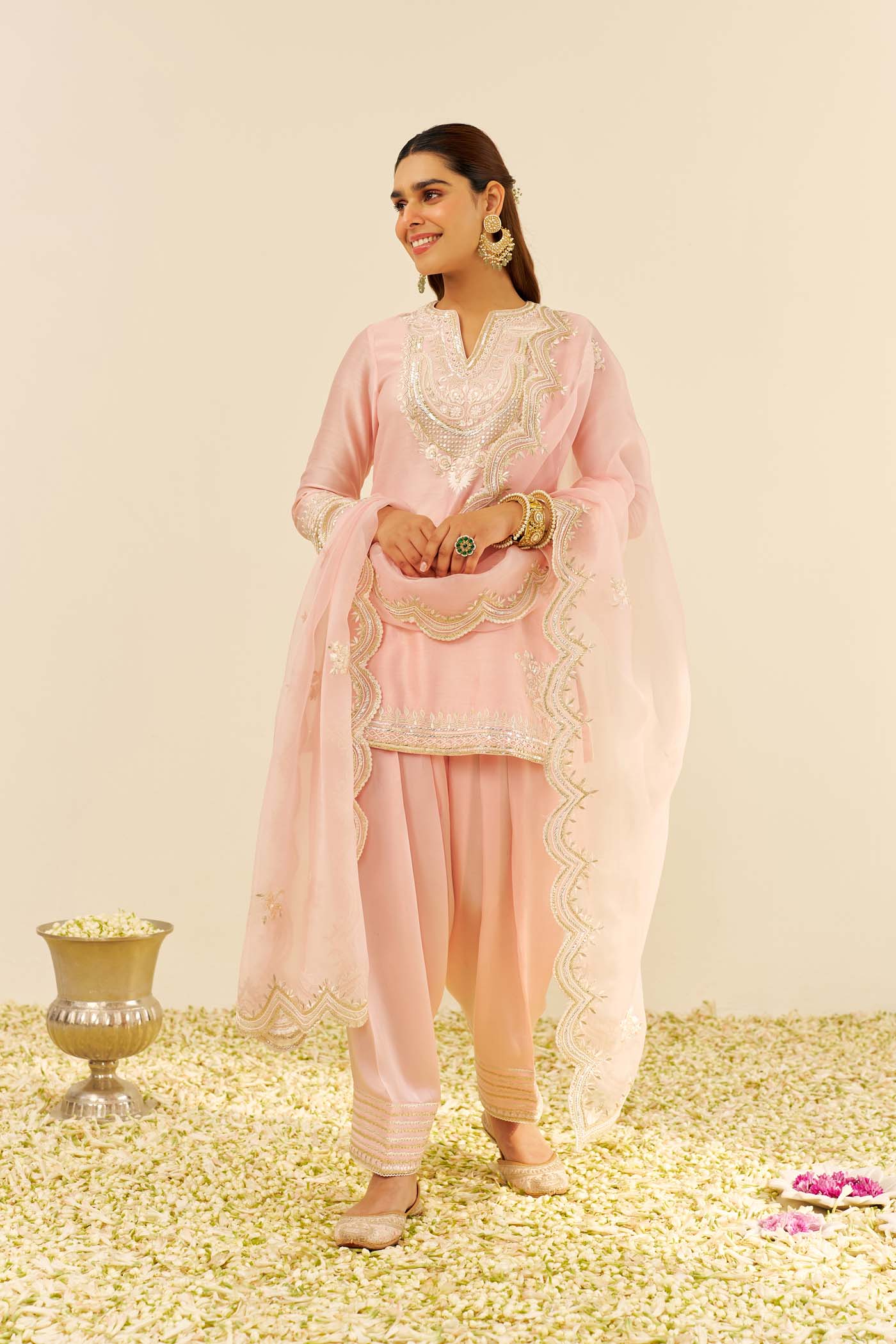 Aamna Sharif In Sara - Short Kurta With Salwar