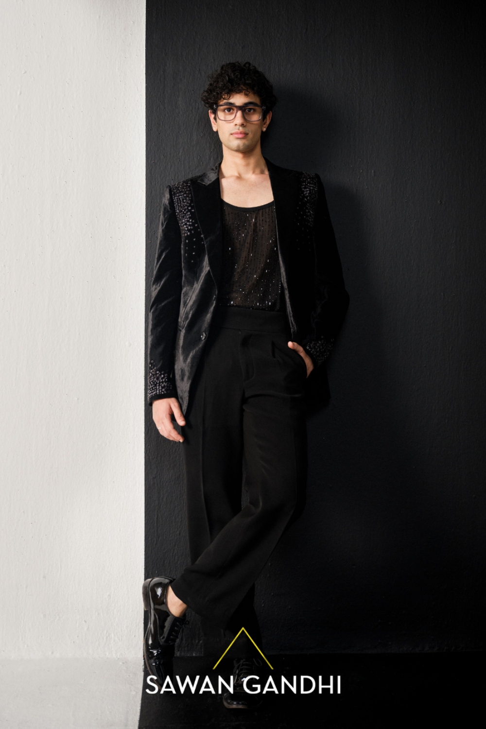 Black rhombus work velvet jacket