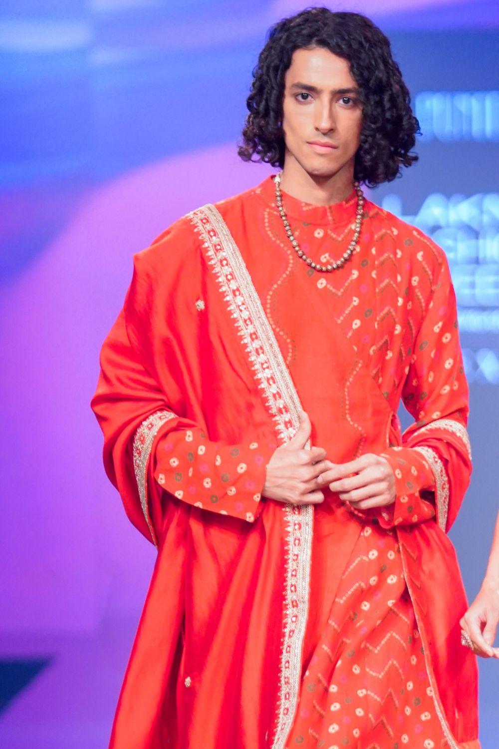 Kurta With Pants And Dushalla