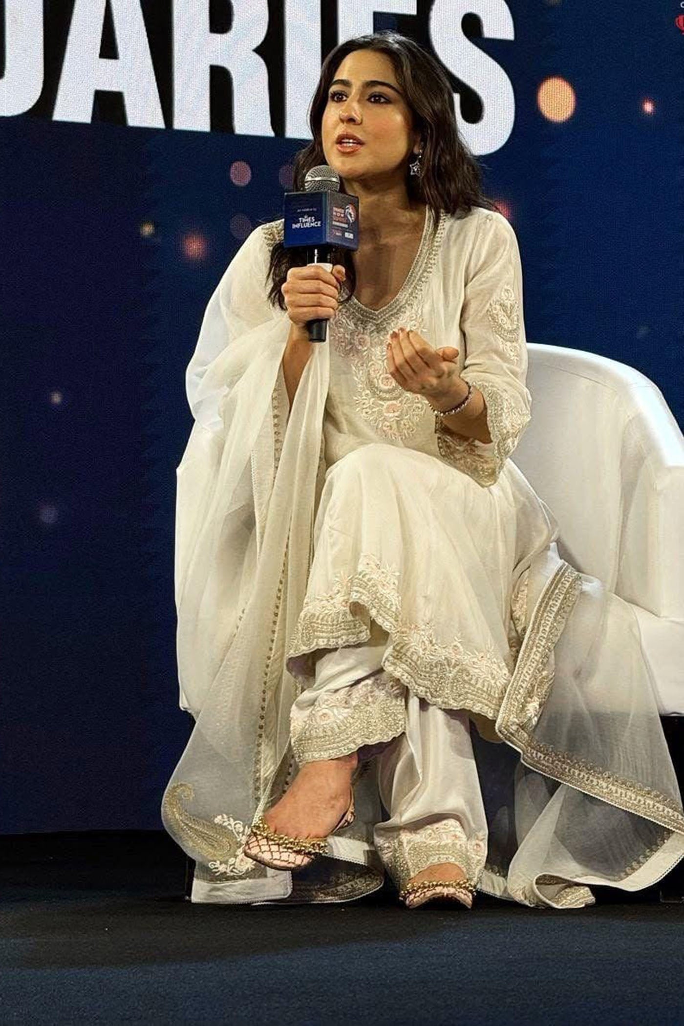 Sara Ali Khan In Sheetal Batra's Faria Kalidaar Kurta Set | Sheetal Batra Daisy Ivory / 5XL For Women