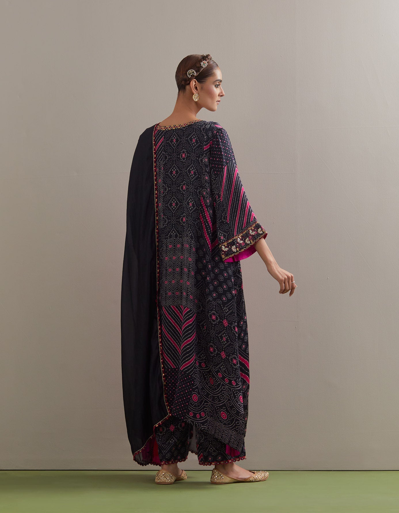 Kaftaan Kurta Set