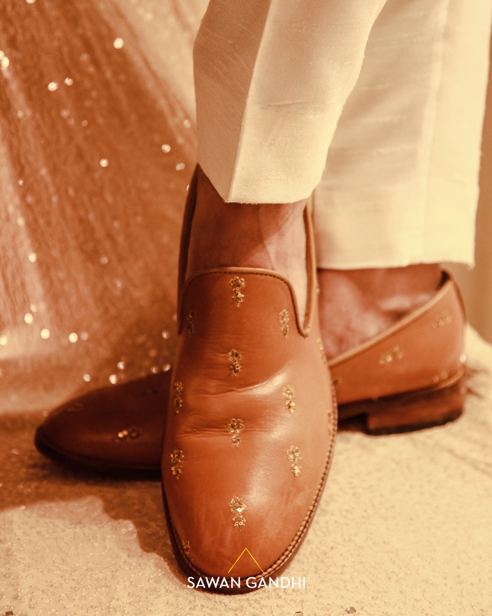 Light tan flower booti shoes